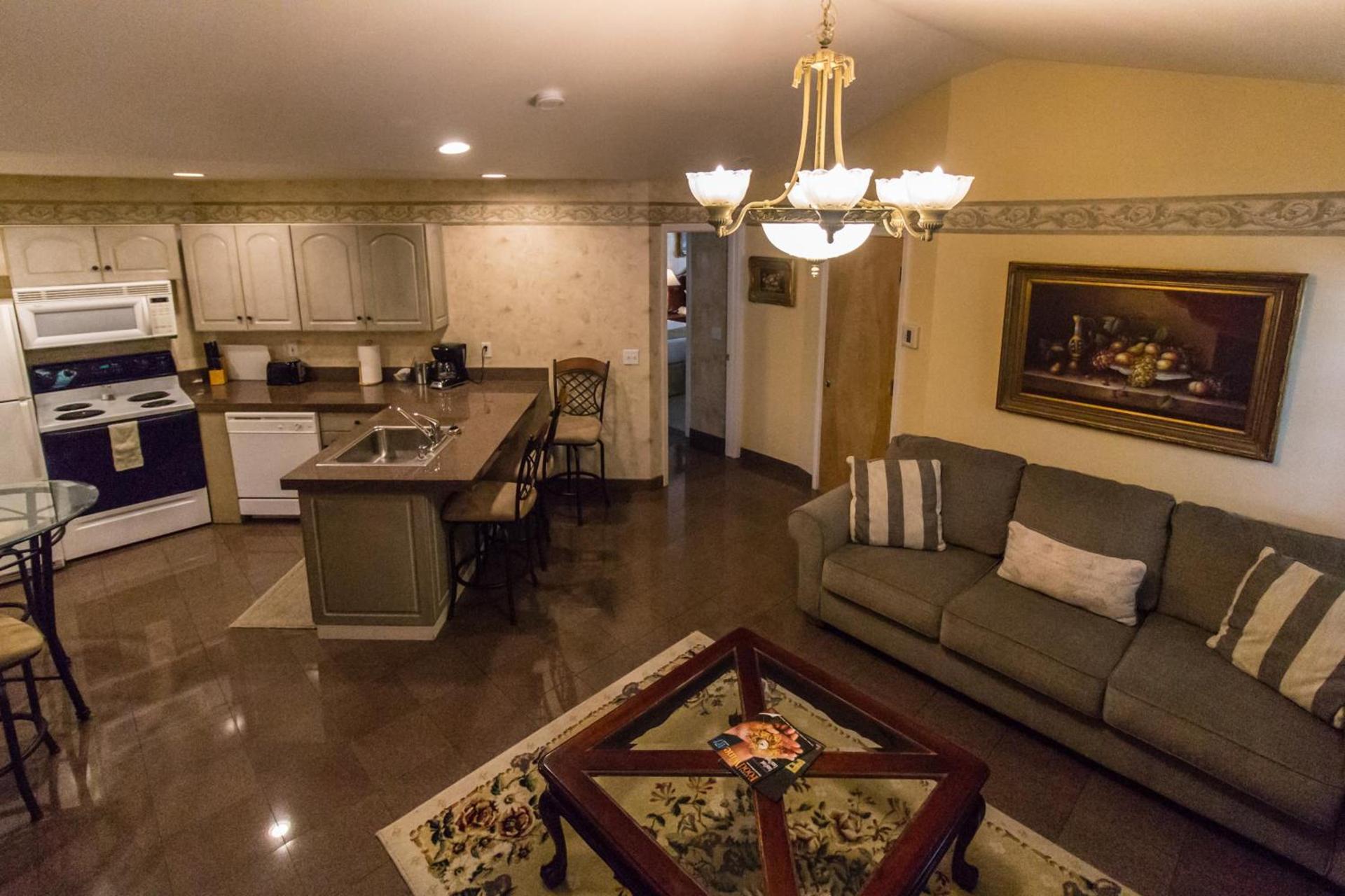 Grass Valley Courtyard Suites photo 18