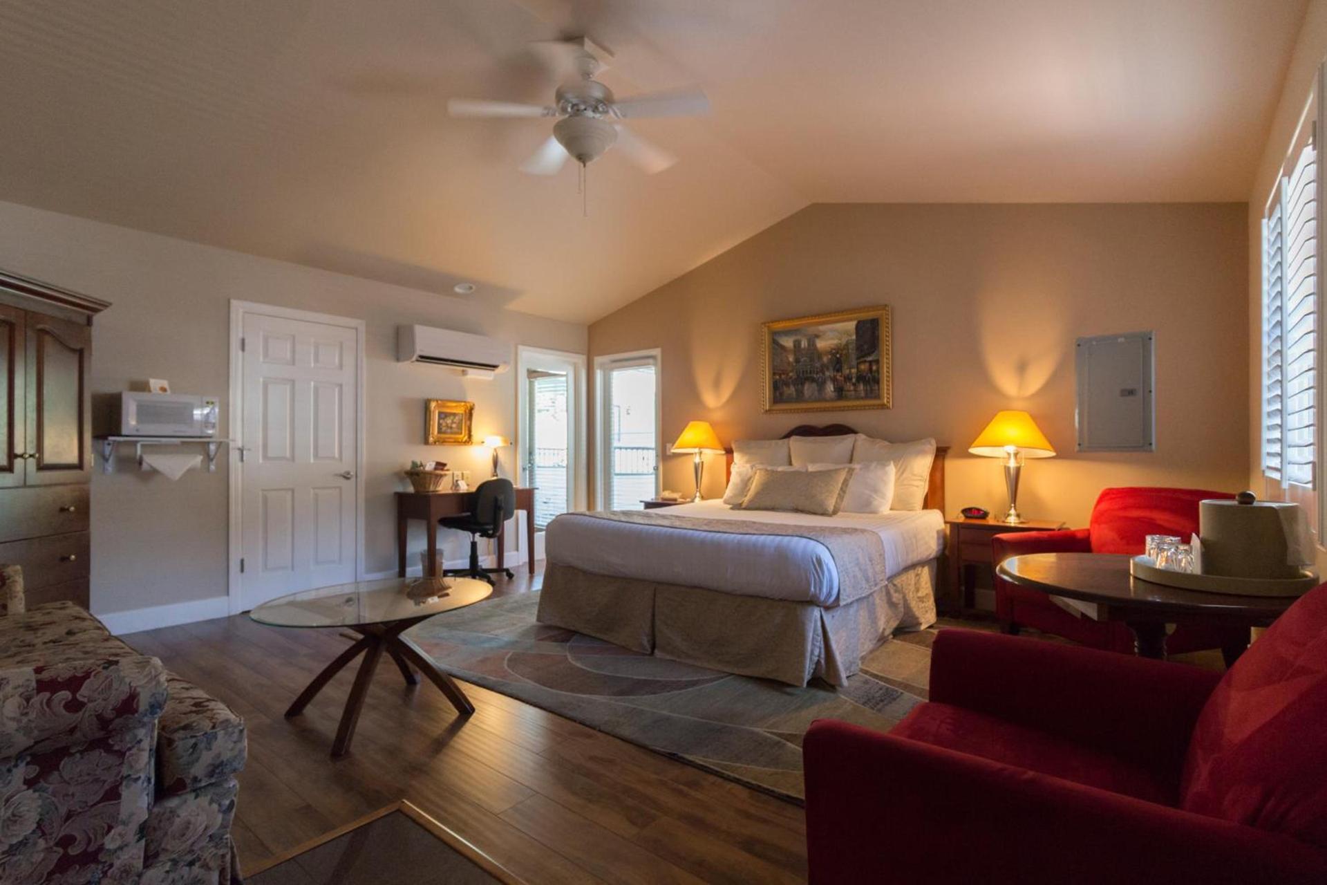 Grass Valley Courtyard Suites photo 19