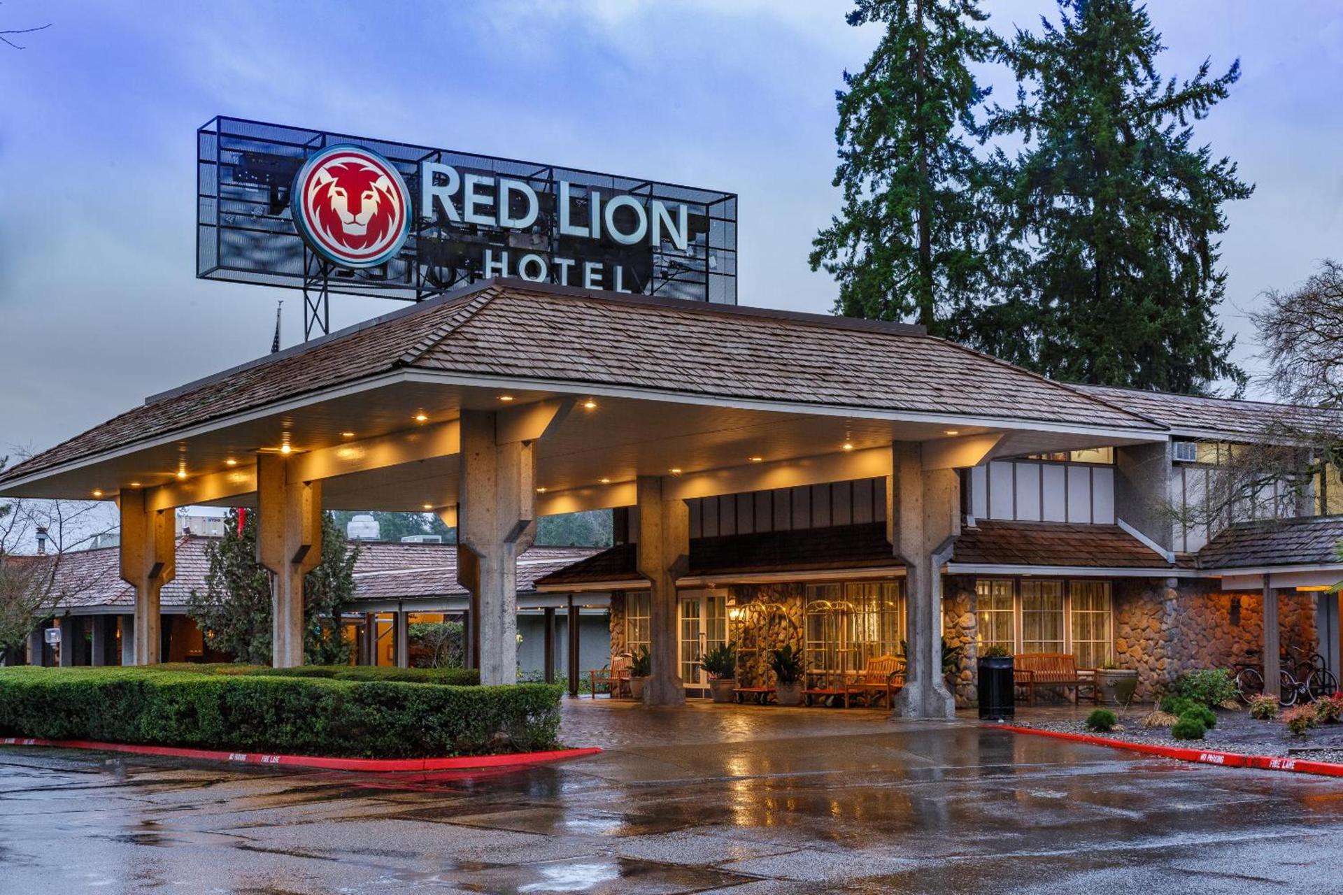Red Lion Hotel Bellevue photo 3
