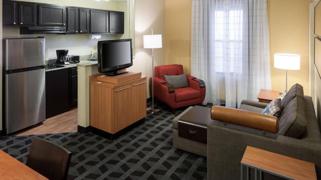 TownePlace Suites Dallas Arlington North photo 2