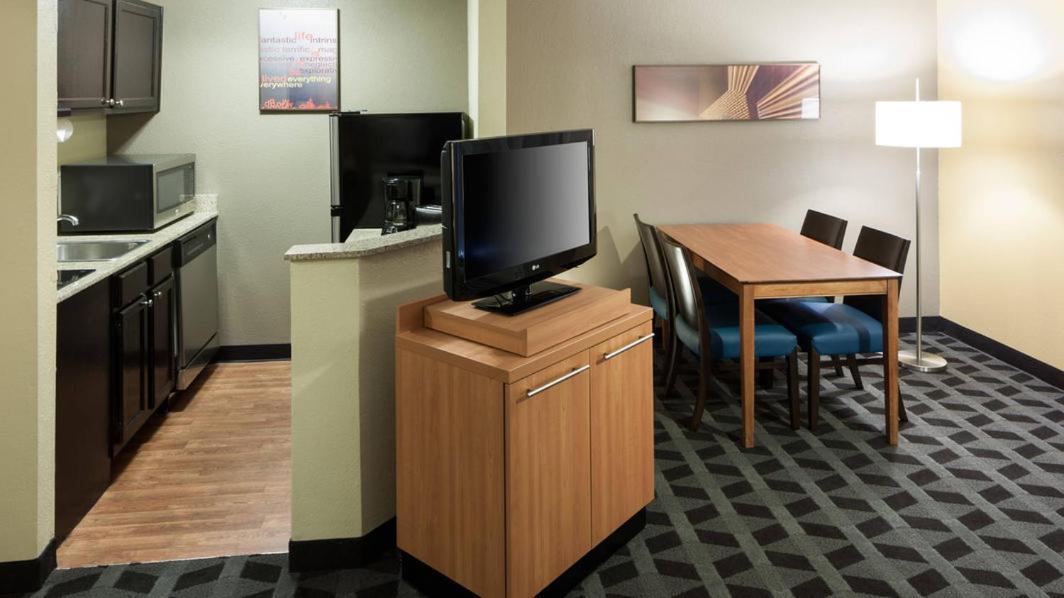 TownePlace Suites Dallas Arlington North photo 4