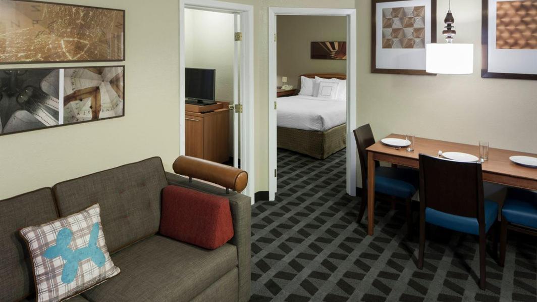 TownePlace Suites Dallas Arlington North photo 5