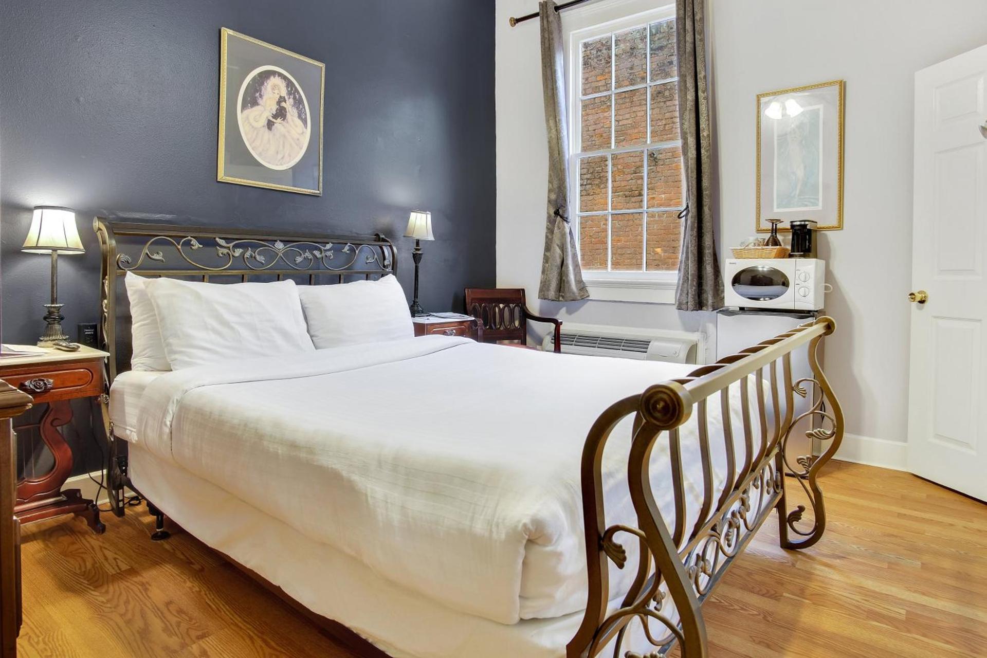Rathbone Mansions New Orleans photo 39