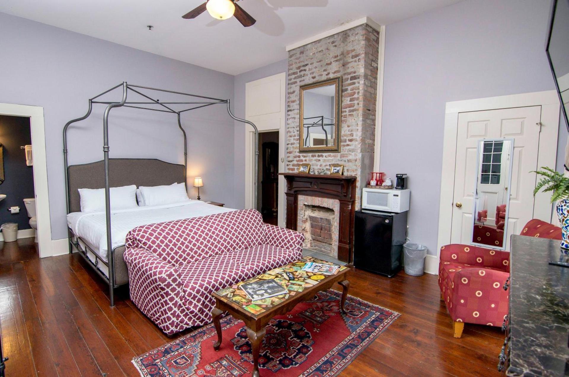 Rathbone Mansions New Orleans photo 26