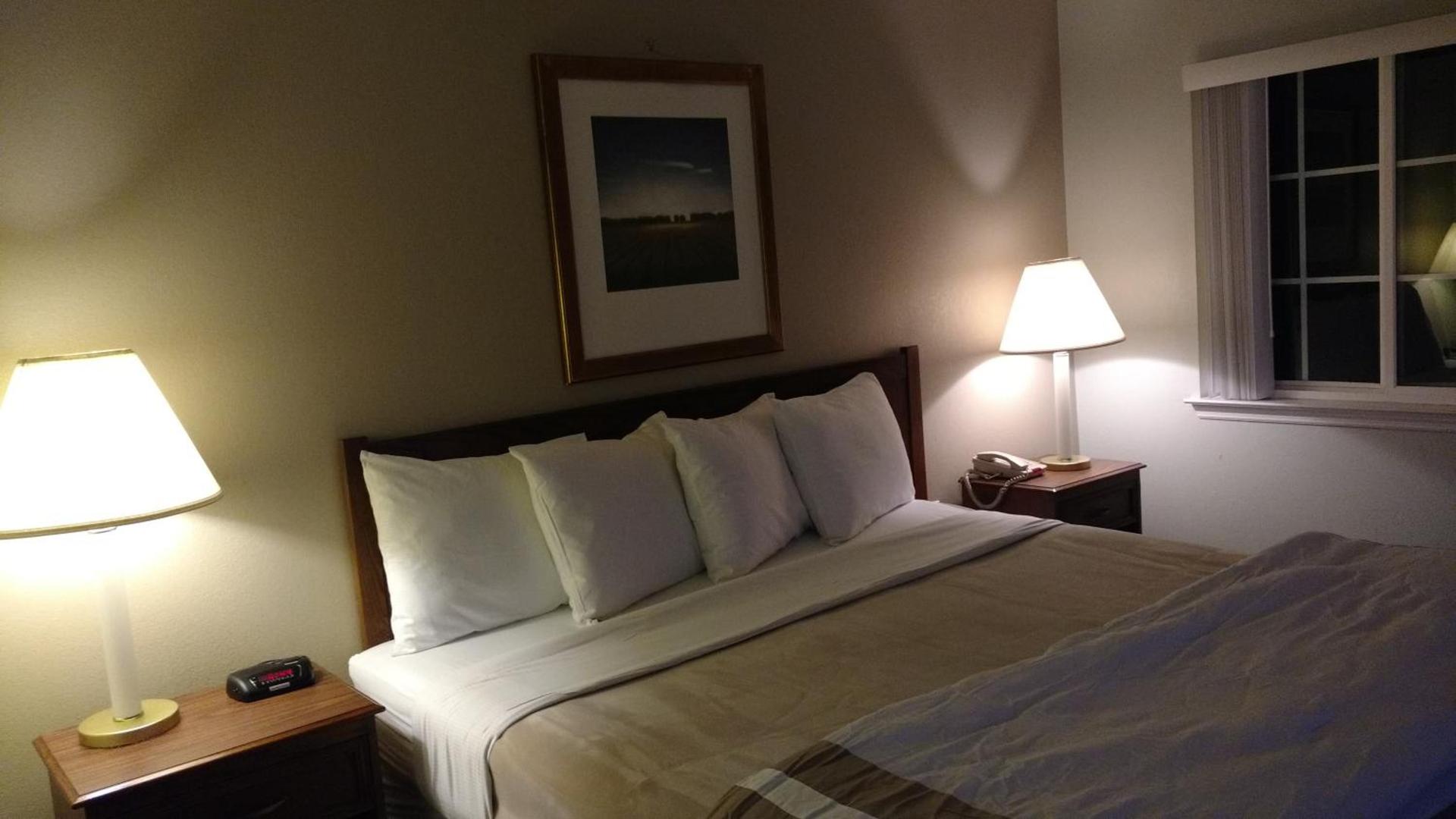 Affordable Suites Jacksonville photo 34