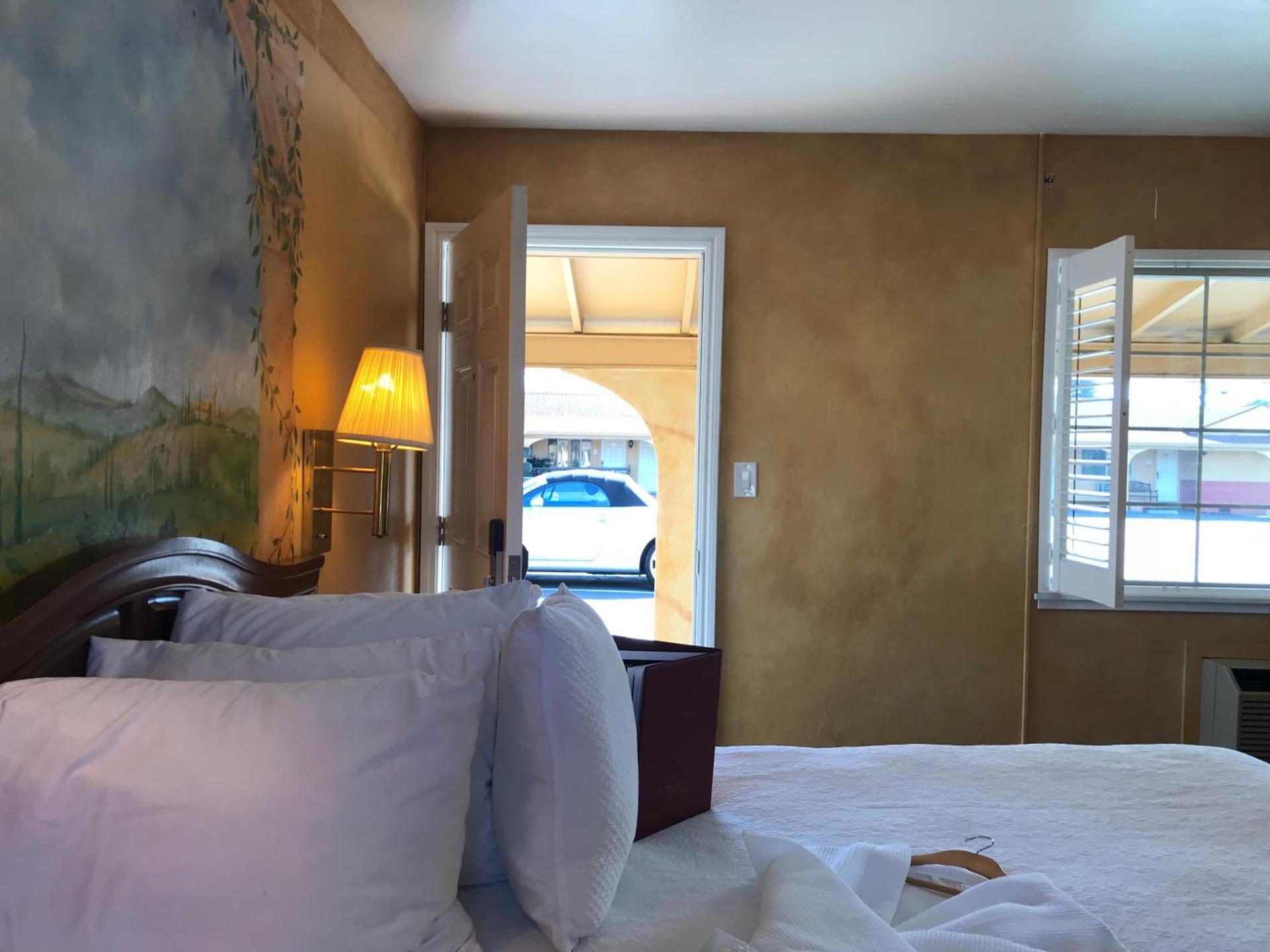 Chardonnay Lodge photo 33
