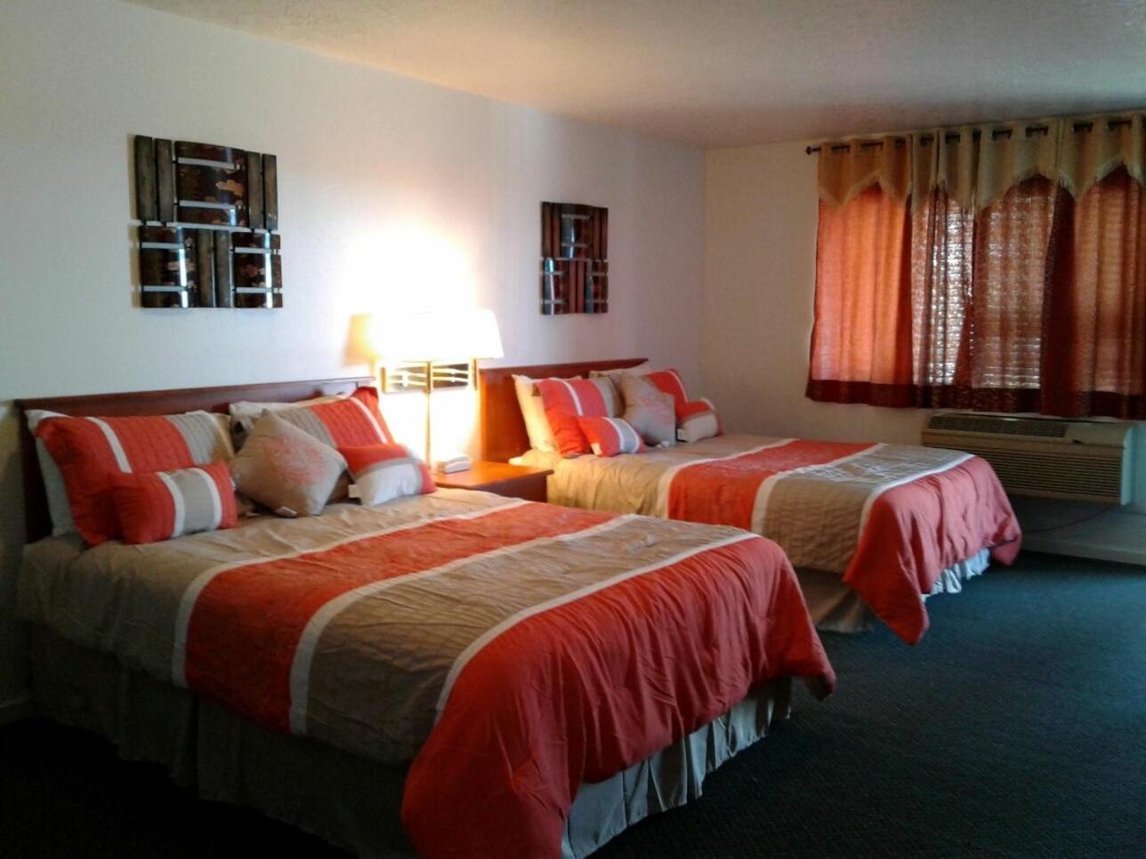 Motel West photo 62