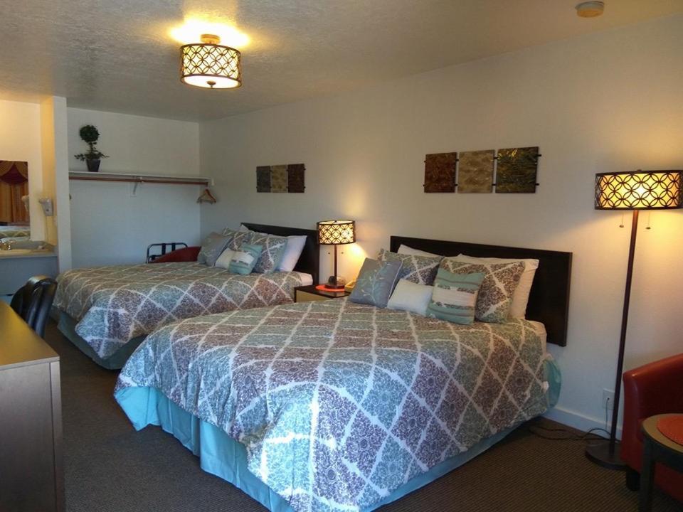 Motel West photo 63