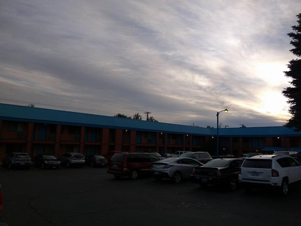 Motel West photo 70