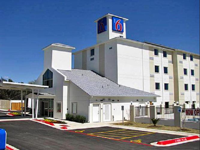 Motel 6-Marble Falls, TX photo 4