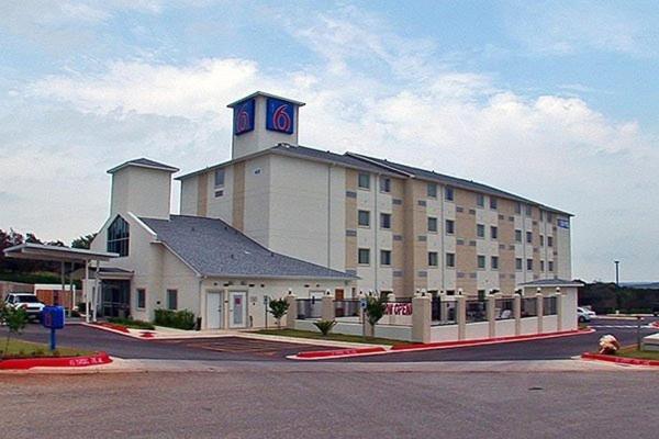 Motel 6-Marble Falls, TX photo 16
