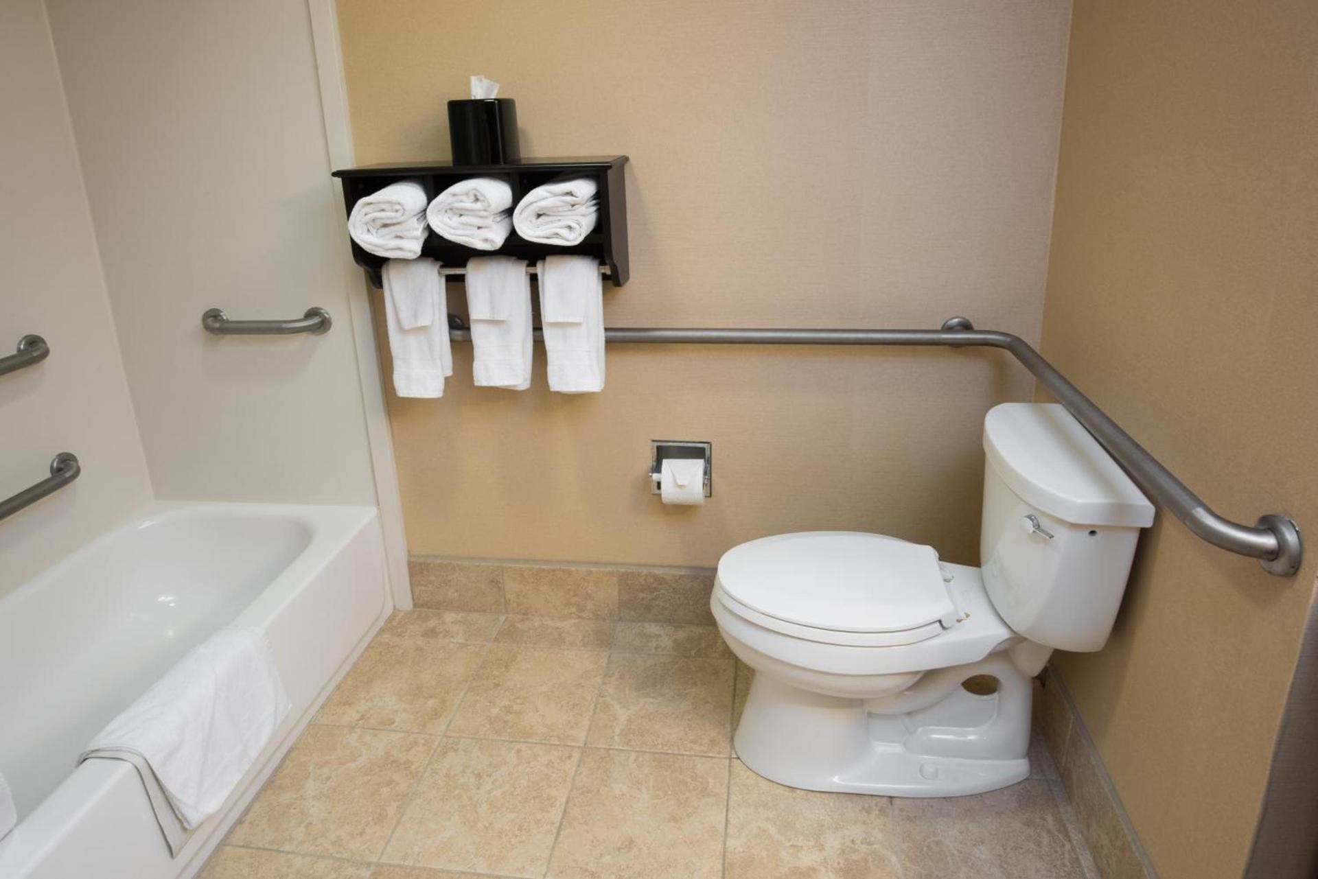 Comfort Inn Saco - Old Orchard Beach photo 36