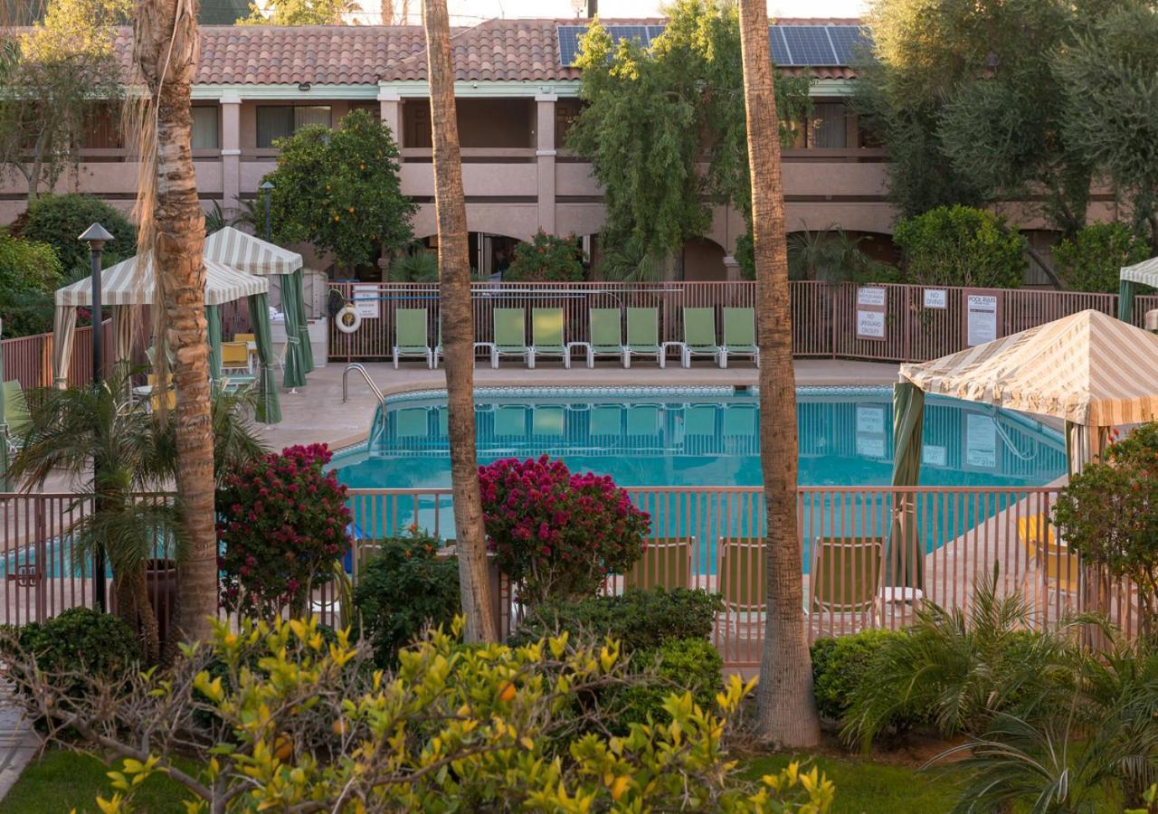 La Fuente Inn & Suites photo 4