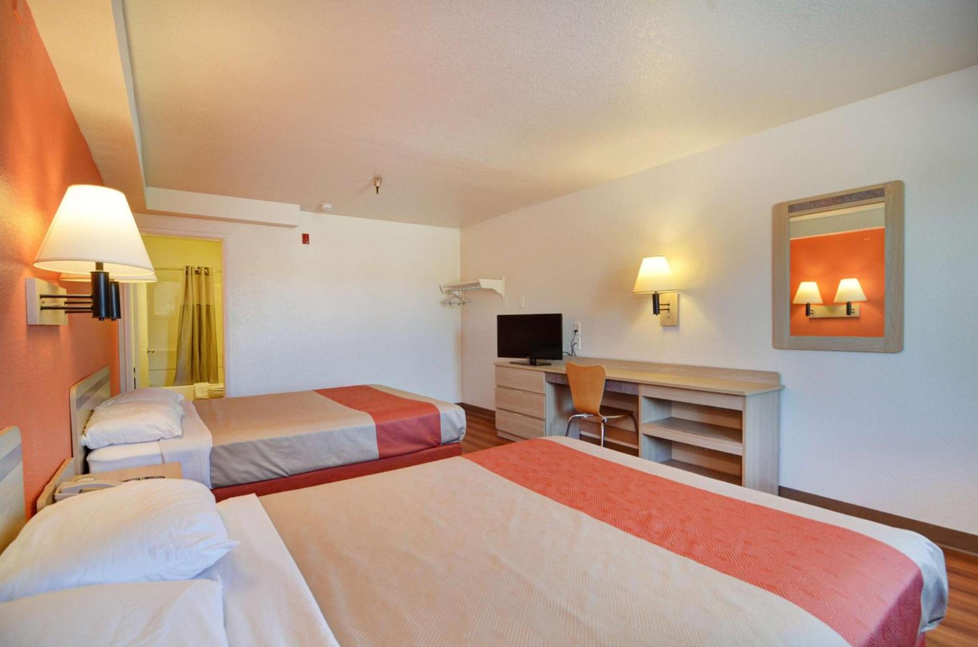 Motel 6-Twentynine Palms, CA photo 12