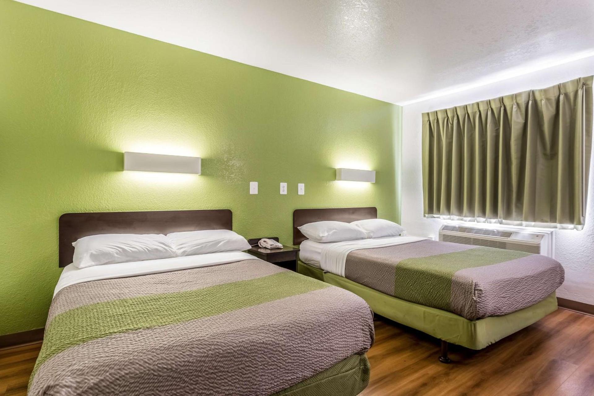Motel 6-El Paso, TX - East photo 14
