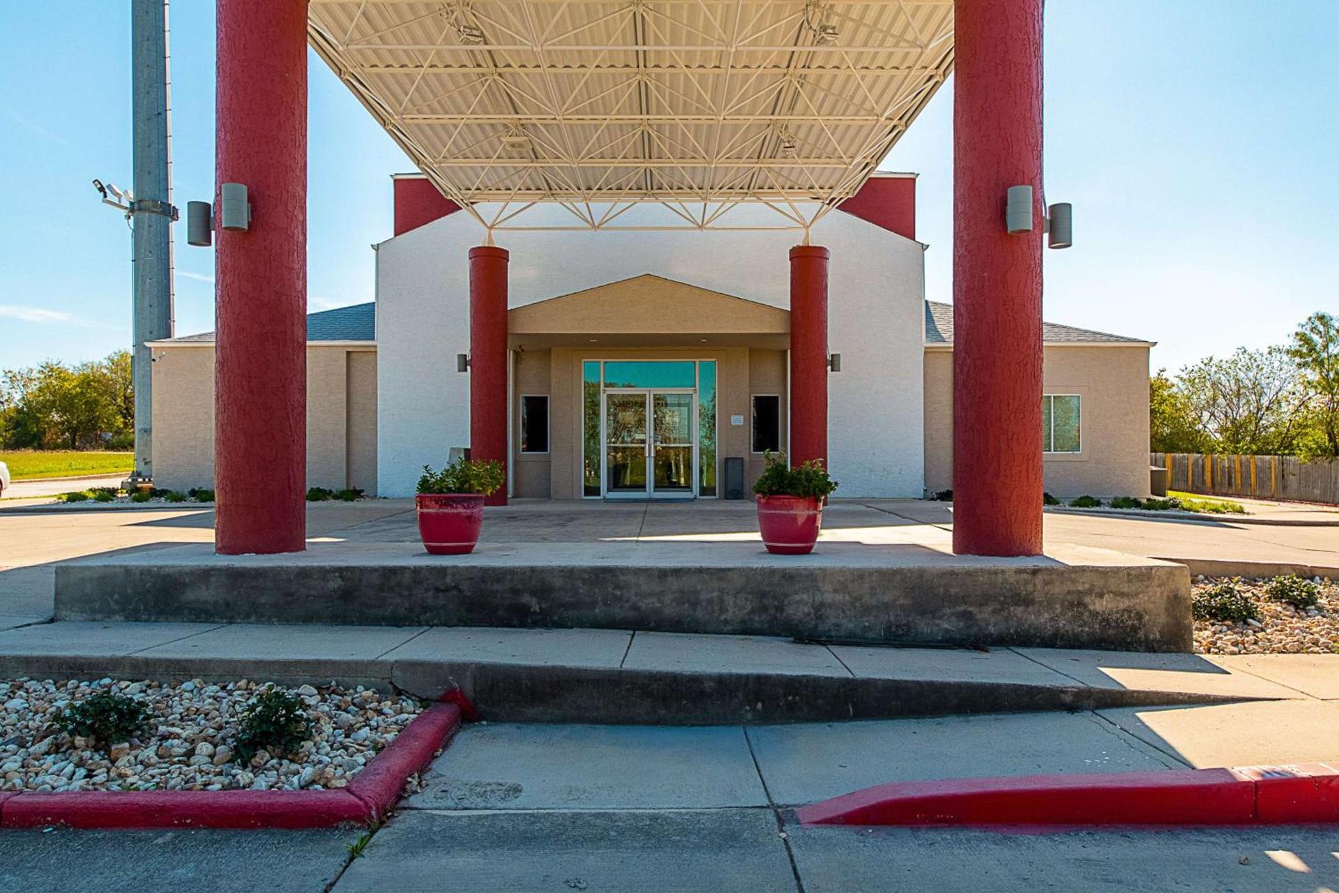 Motel 6-San Antonio, TX - Downtown - Alamo Dome photo 2
