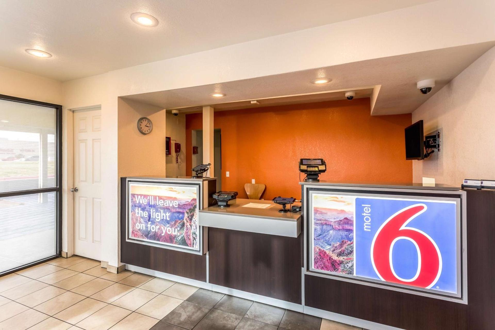 Motel 6-El Paso, TX - East photo 24