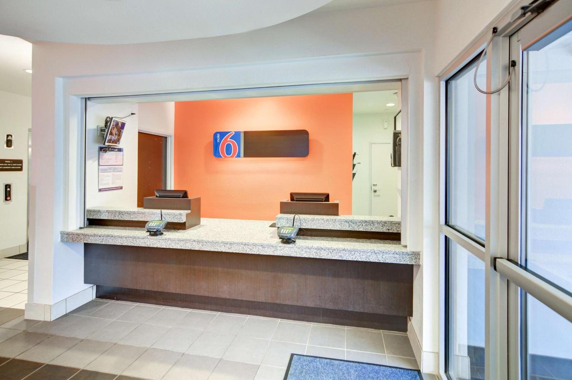 Motel 6-Roanoke, TX - Northlake - Speedway photo 19