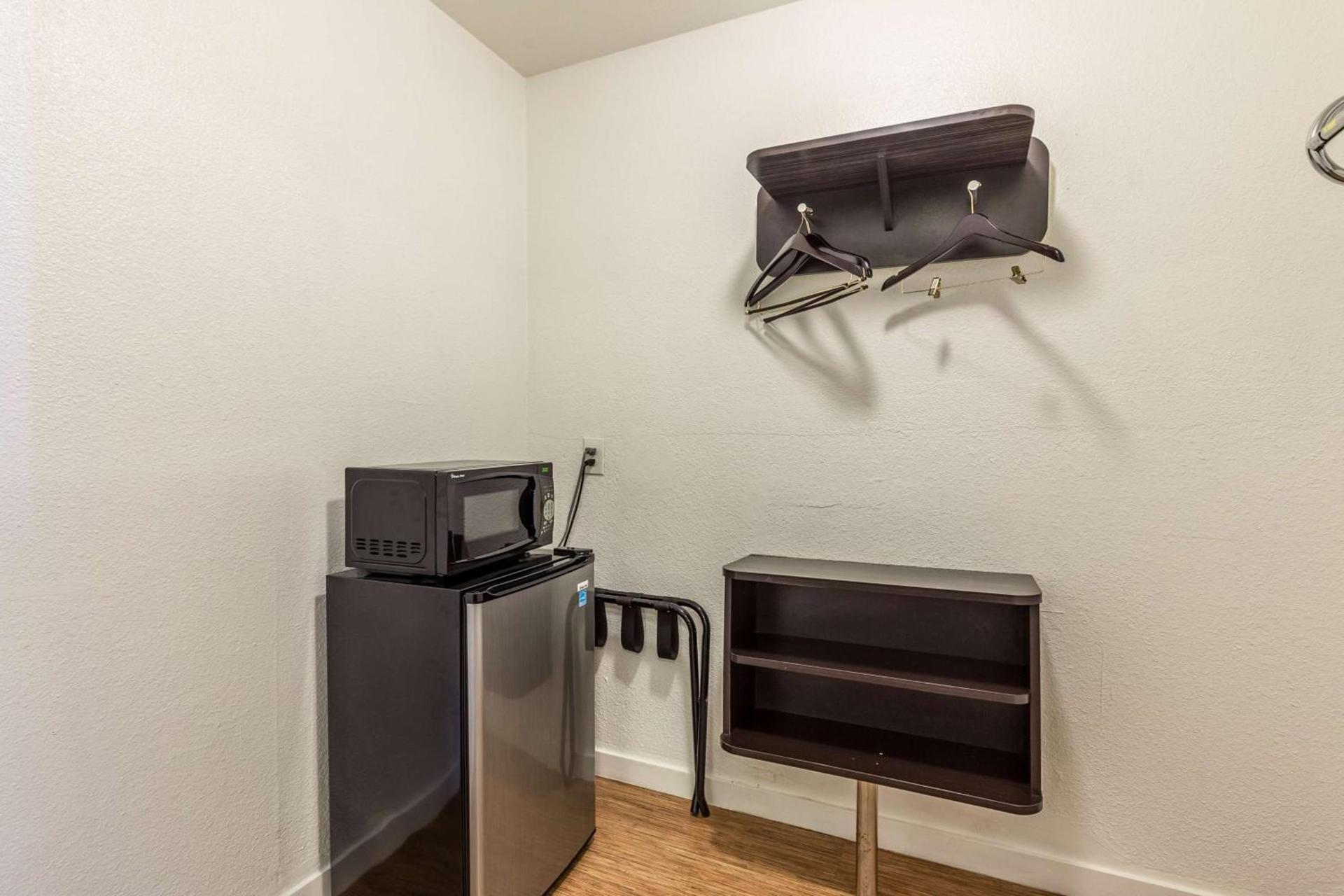 Motel 6 San Rafael, CA photo 21