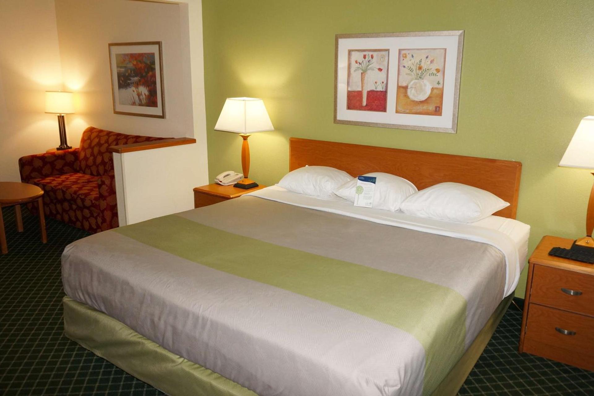 Motel 6-Anderson, IN photo 8