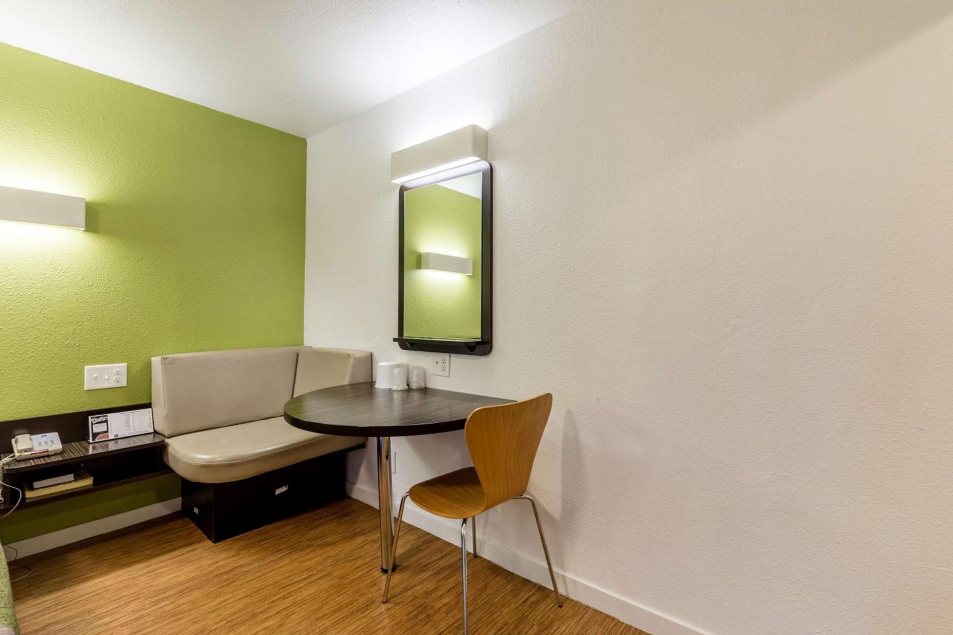 Motel 6 San Rafael, CA photo 18