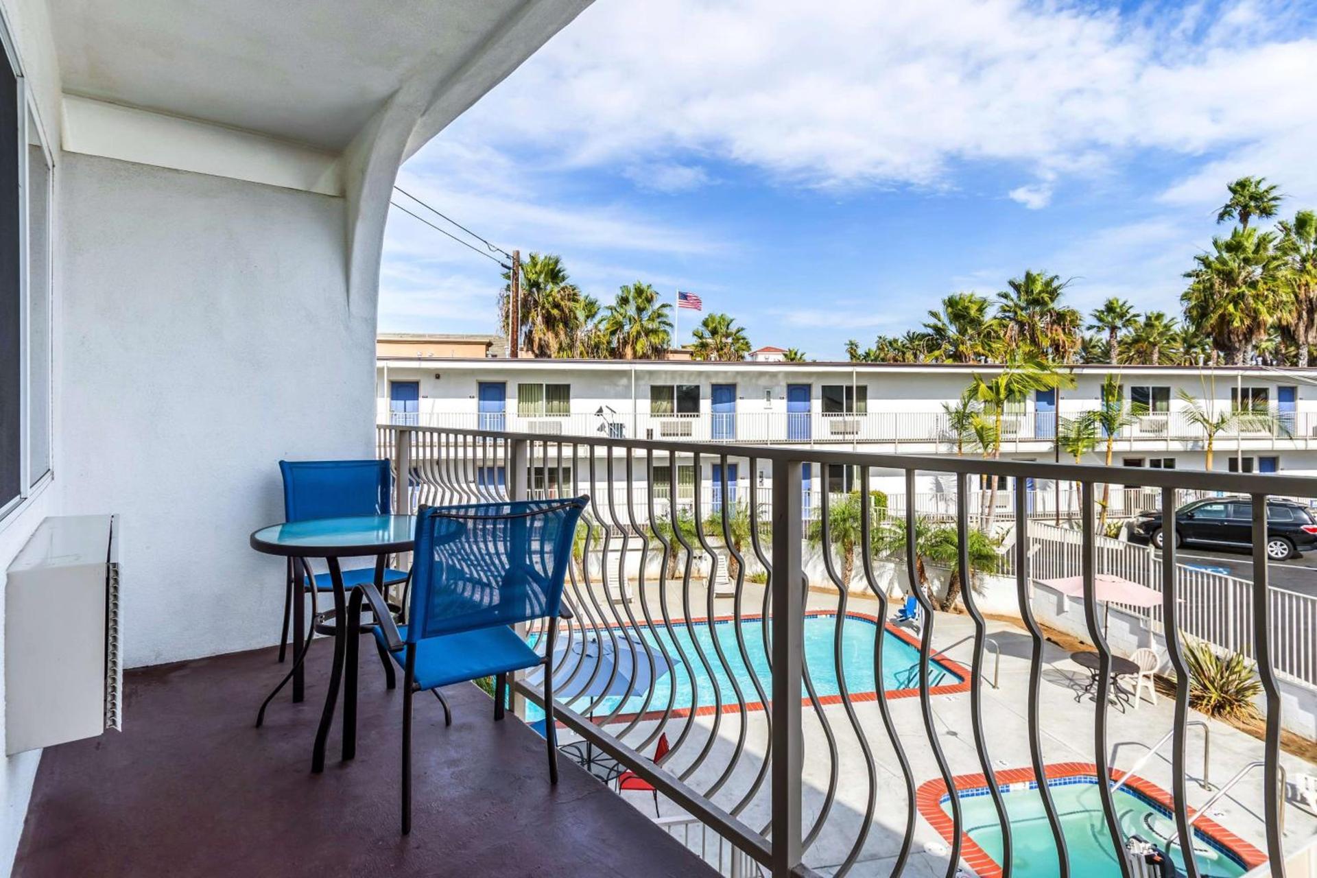 Motel 6-Oceanside, CA, Marina photo 60