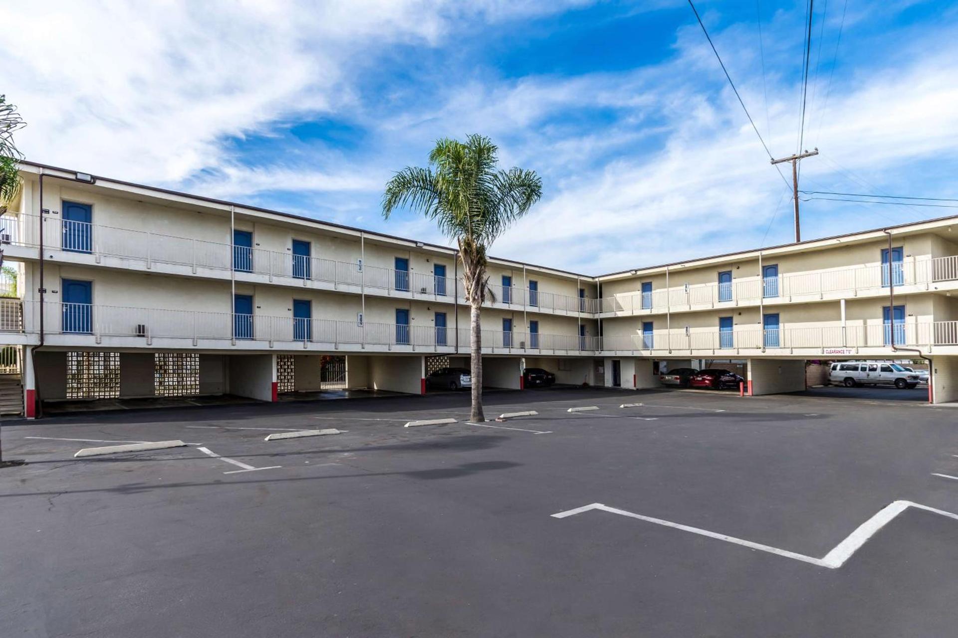 Motel 6-Oceanside, CA, Marina photo 51
