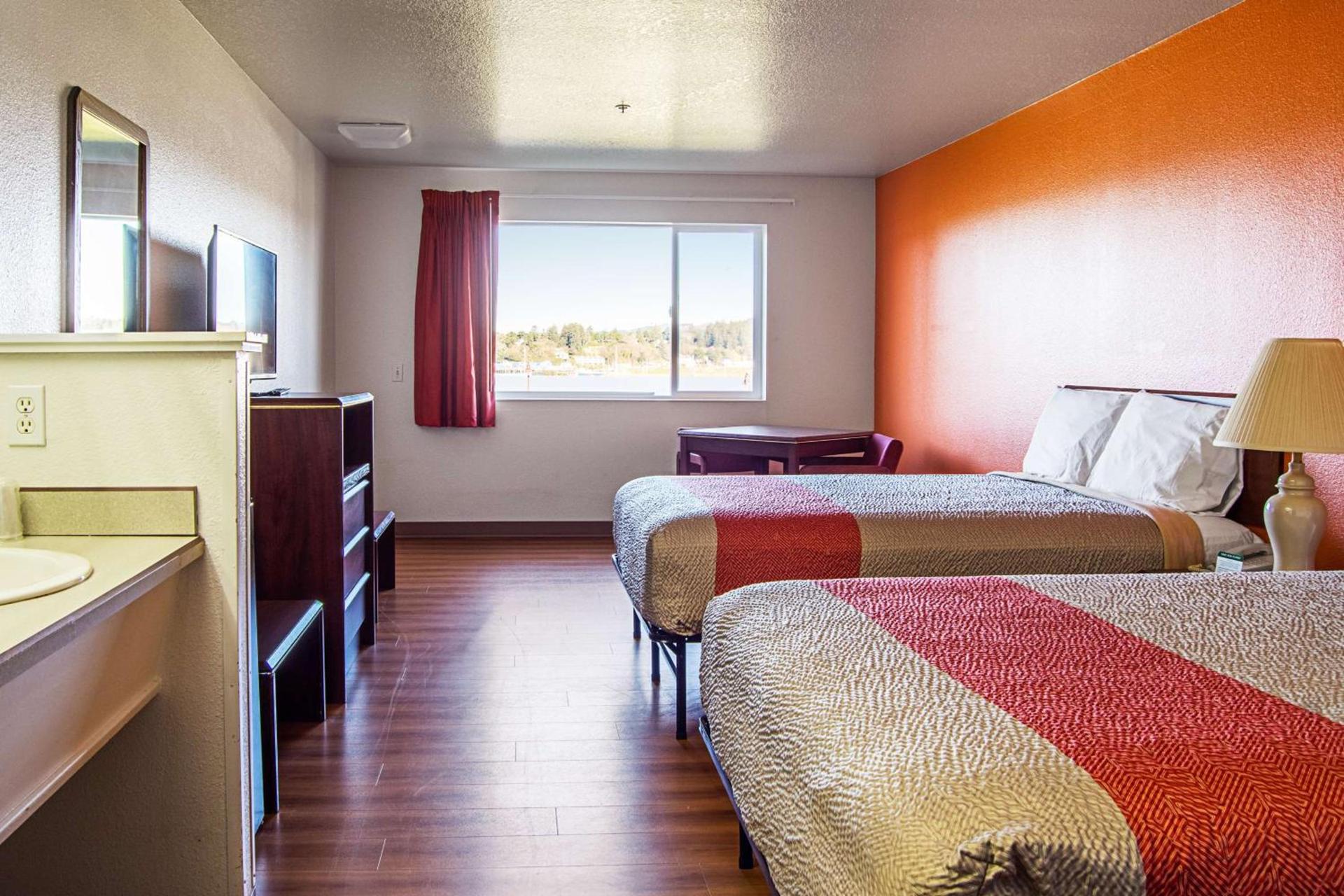 Motel 6-Newport, OR photo 31