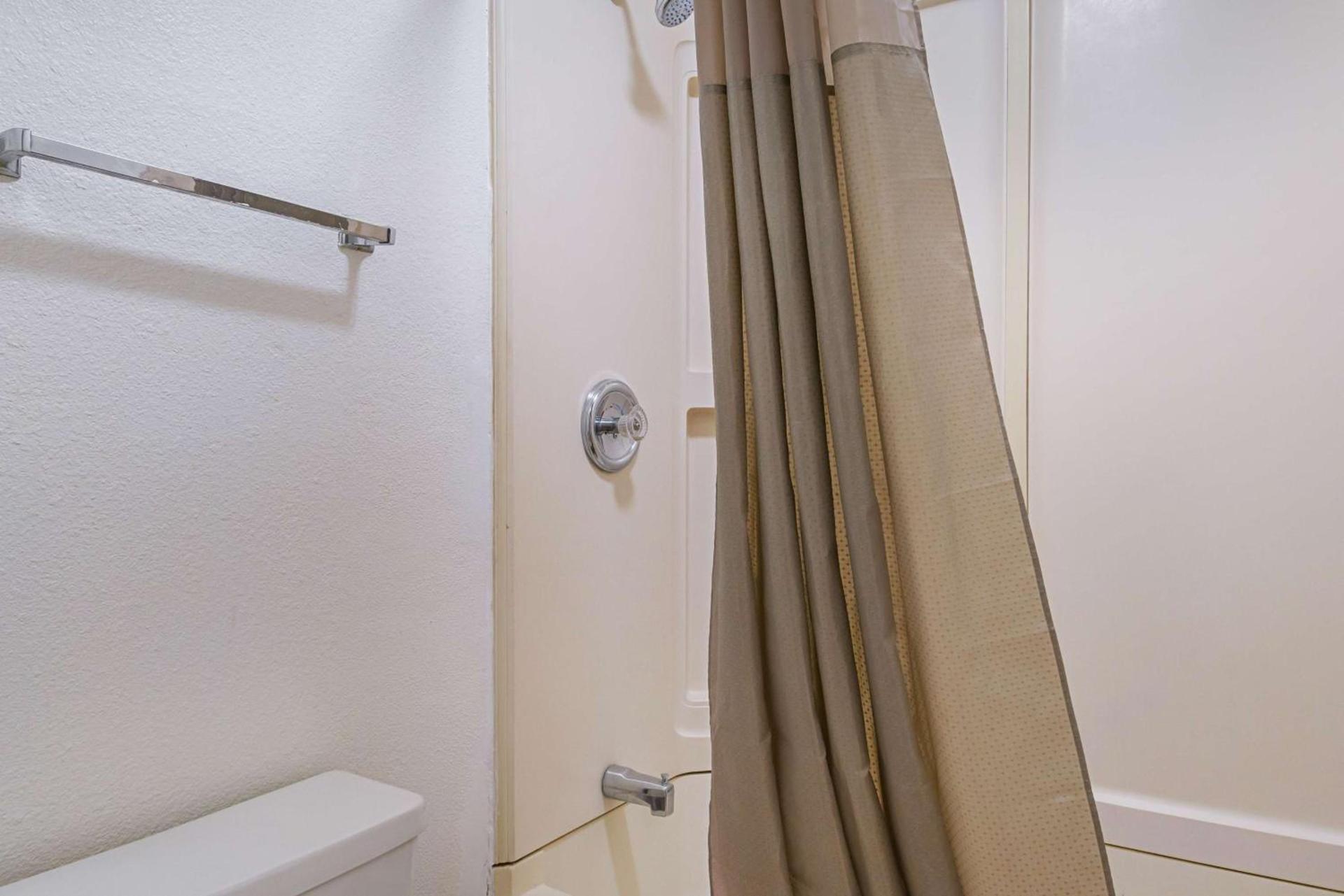 Motel 6-Knoxville, TN - North photo 16
