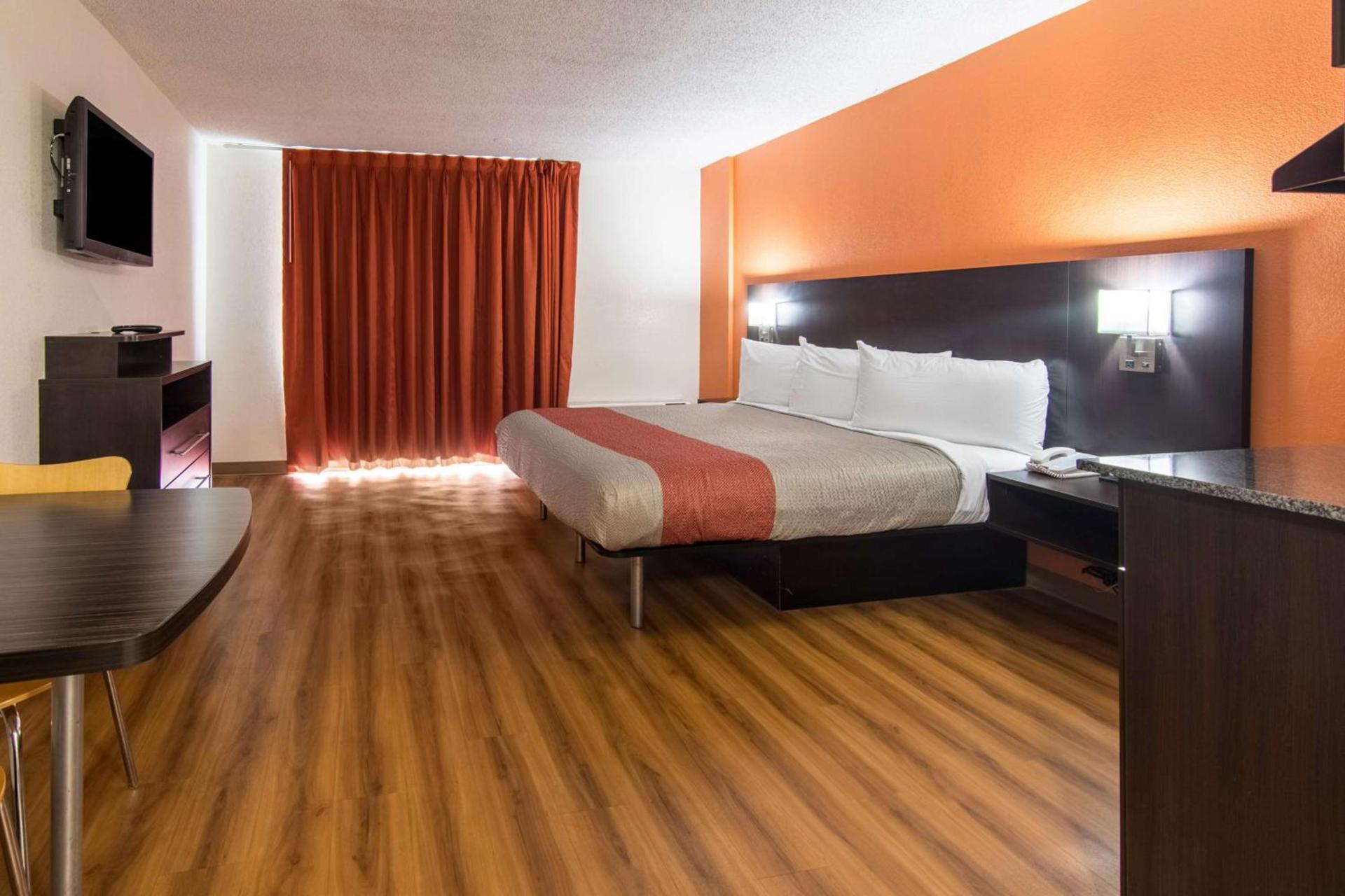 Motel 6 Atlanta GA Atlanta Airport Virginia Ave photo 64