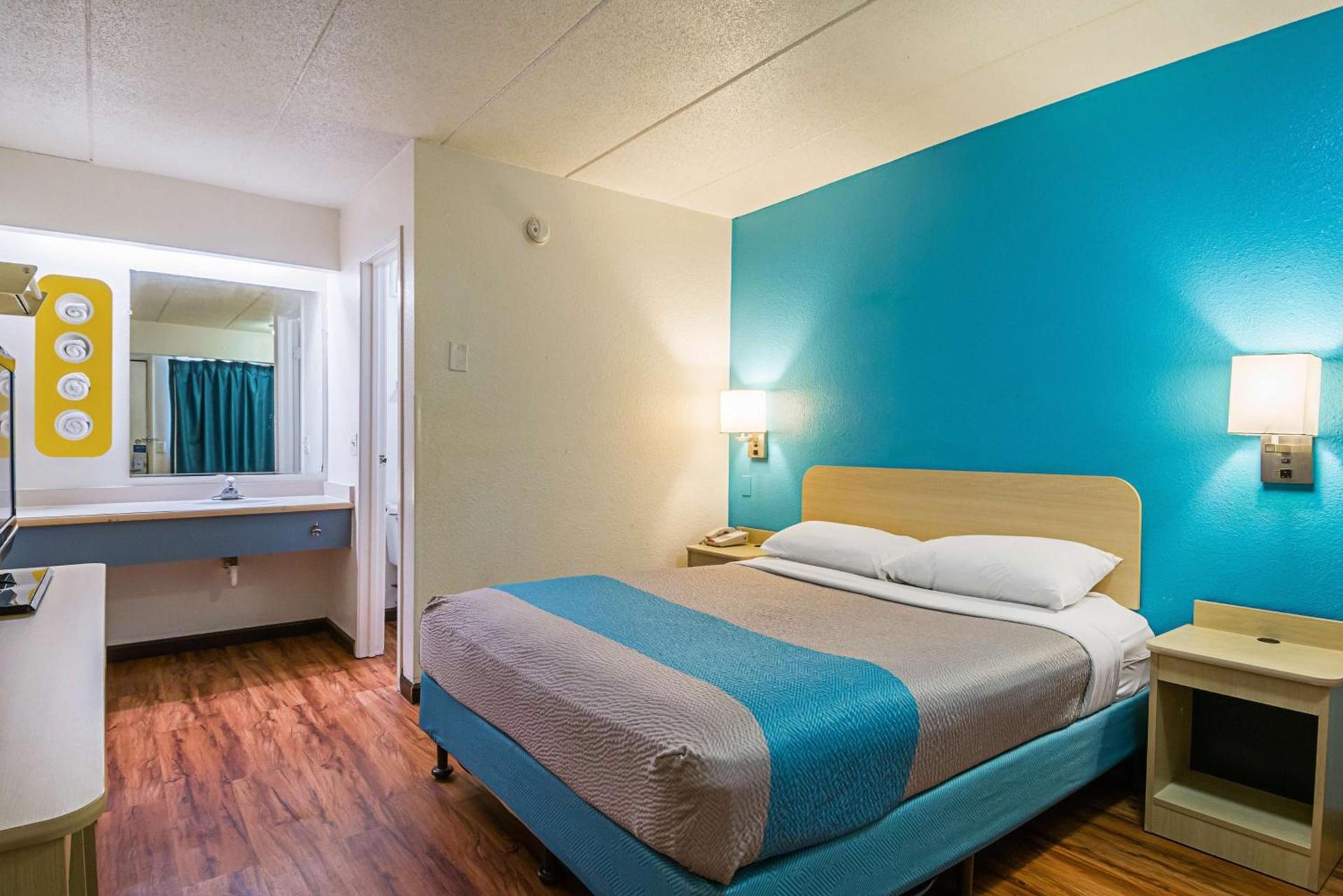Motel 6-Knoxville, TN - North photo 13
