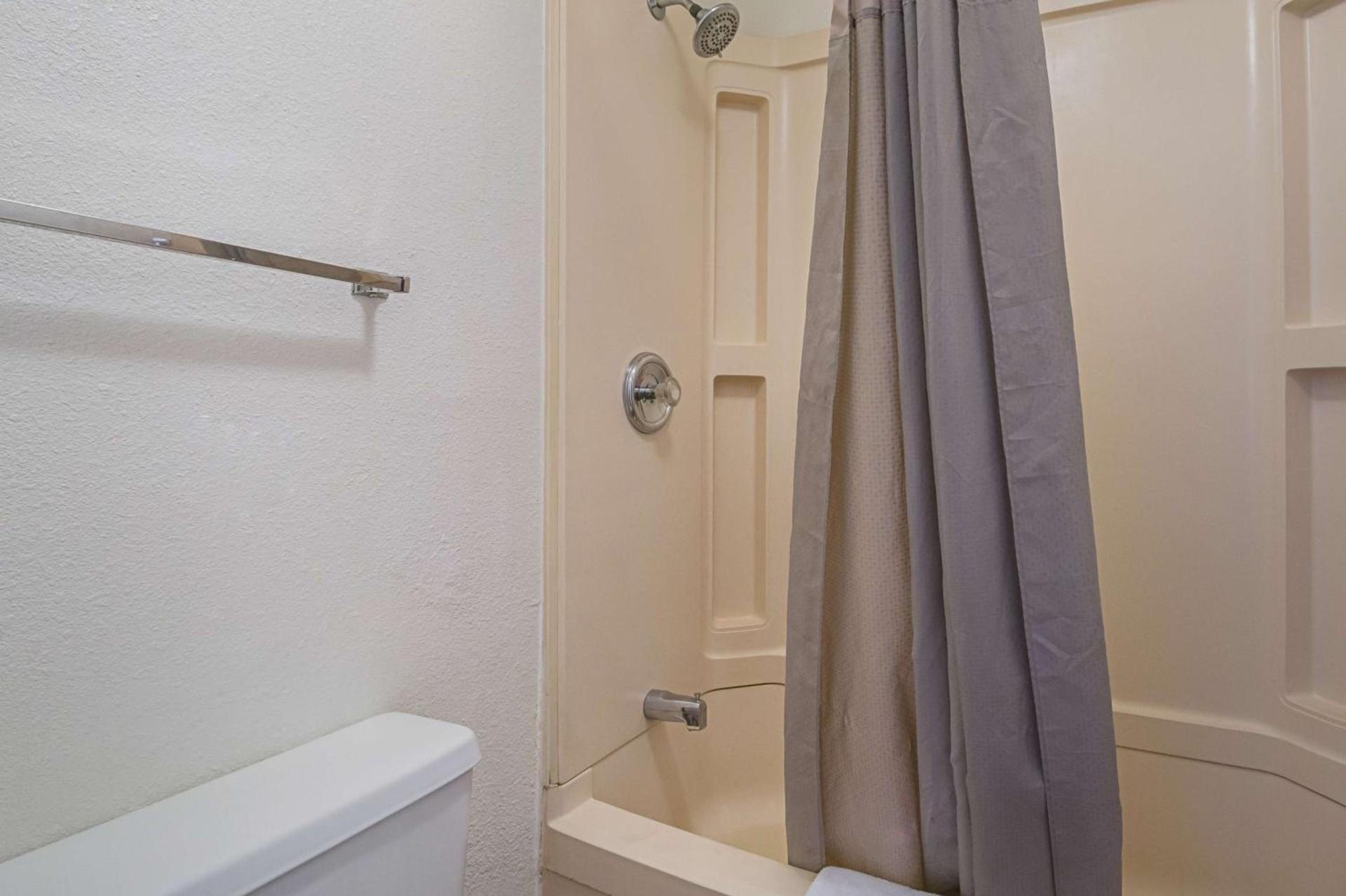 Motel 6-Knoxville, TN - North photo 19