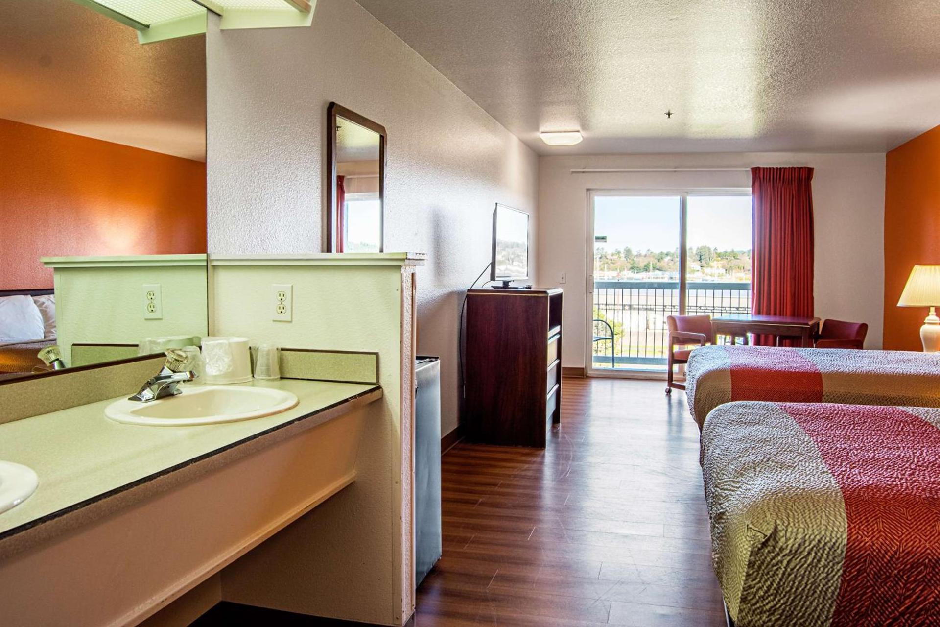 Motel 6-Newport, OR photo 22