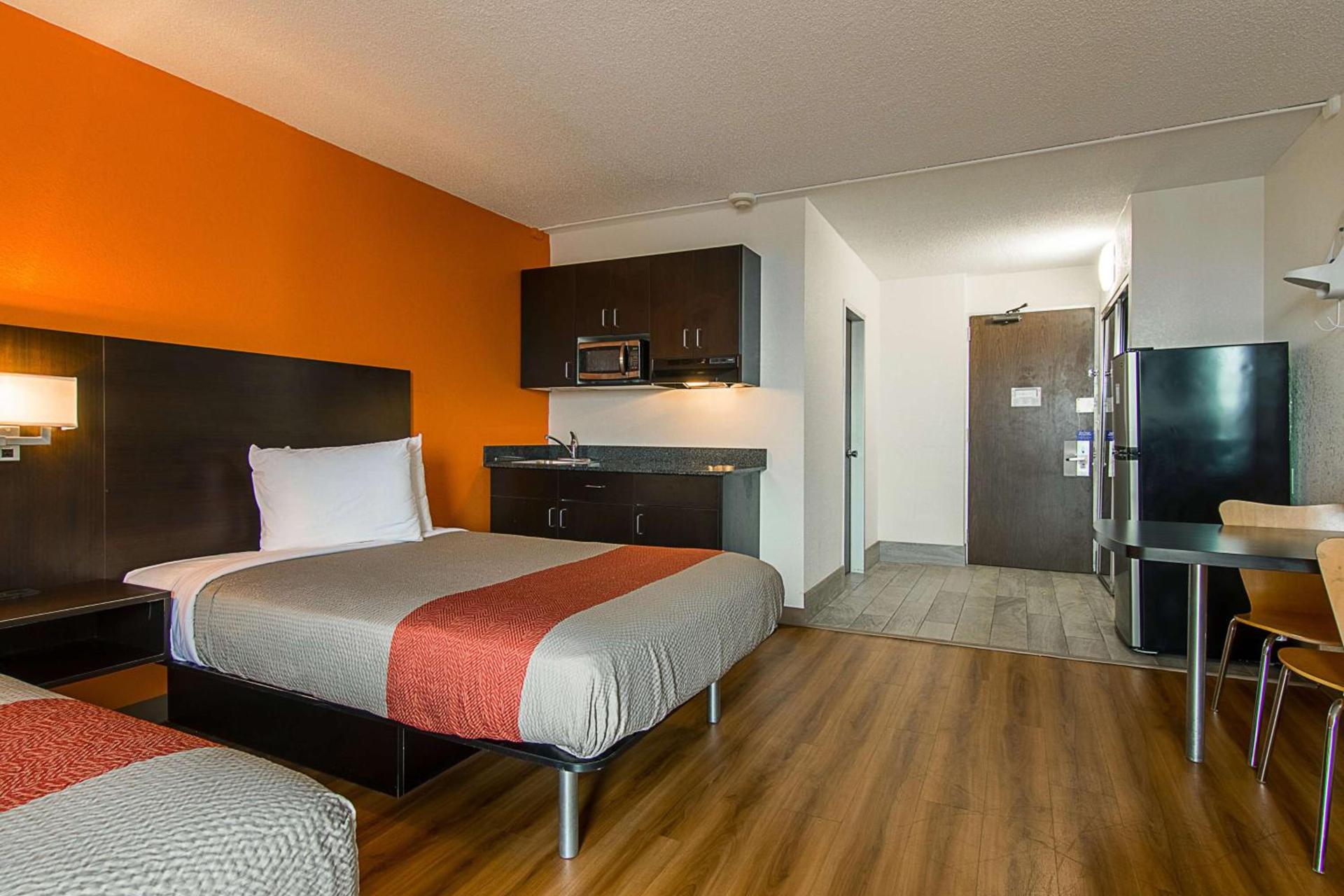 Motel 6 Atlanta GA Atlanta Airport Virginia Ave photo 58