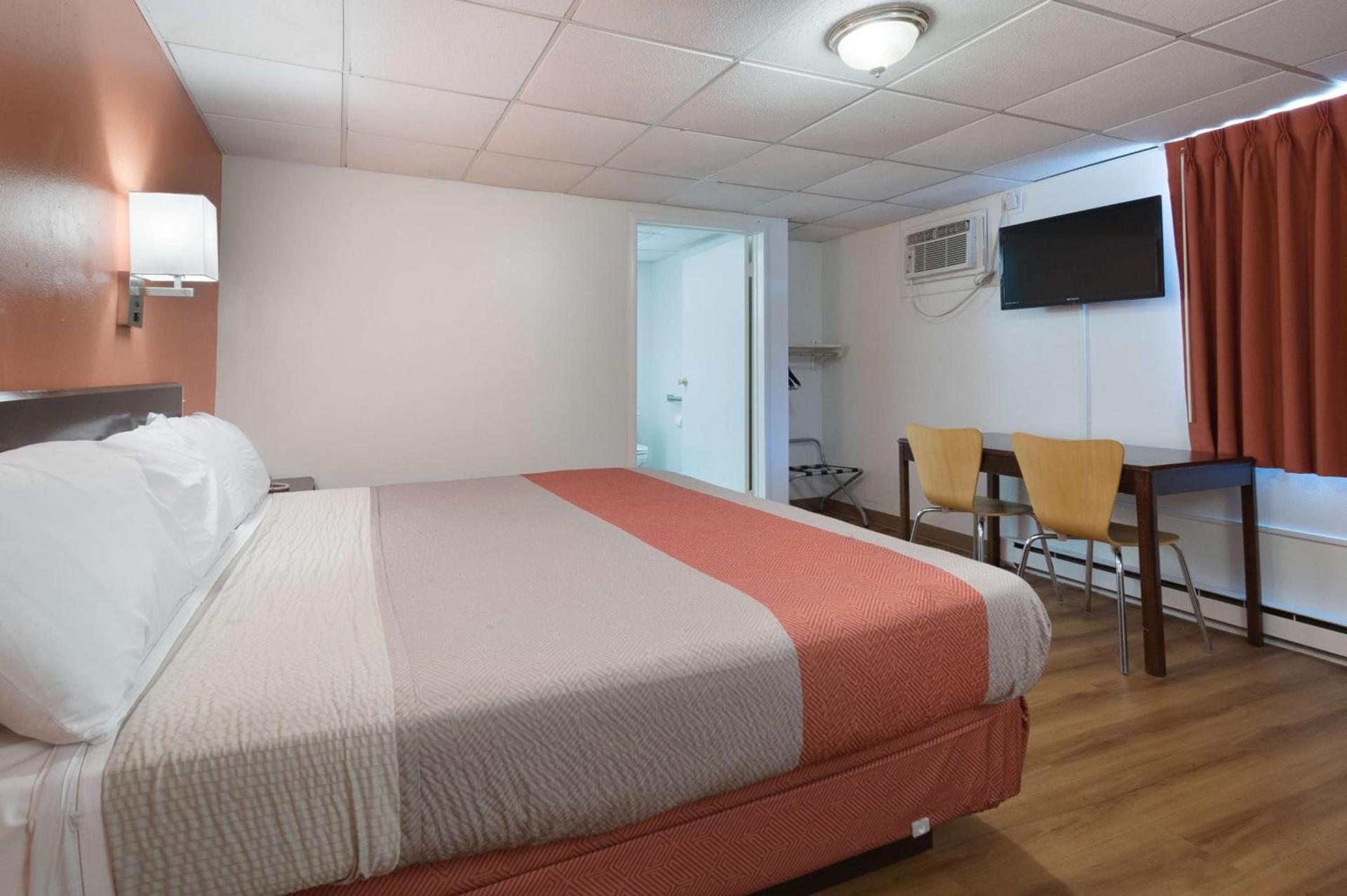 Motel 6-Frackville, PA photo 11