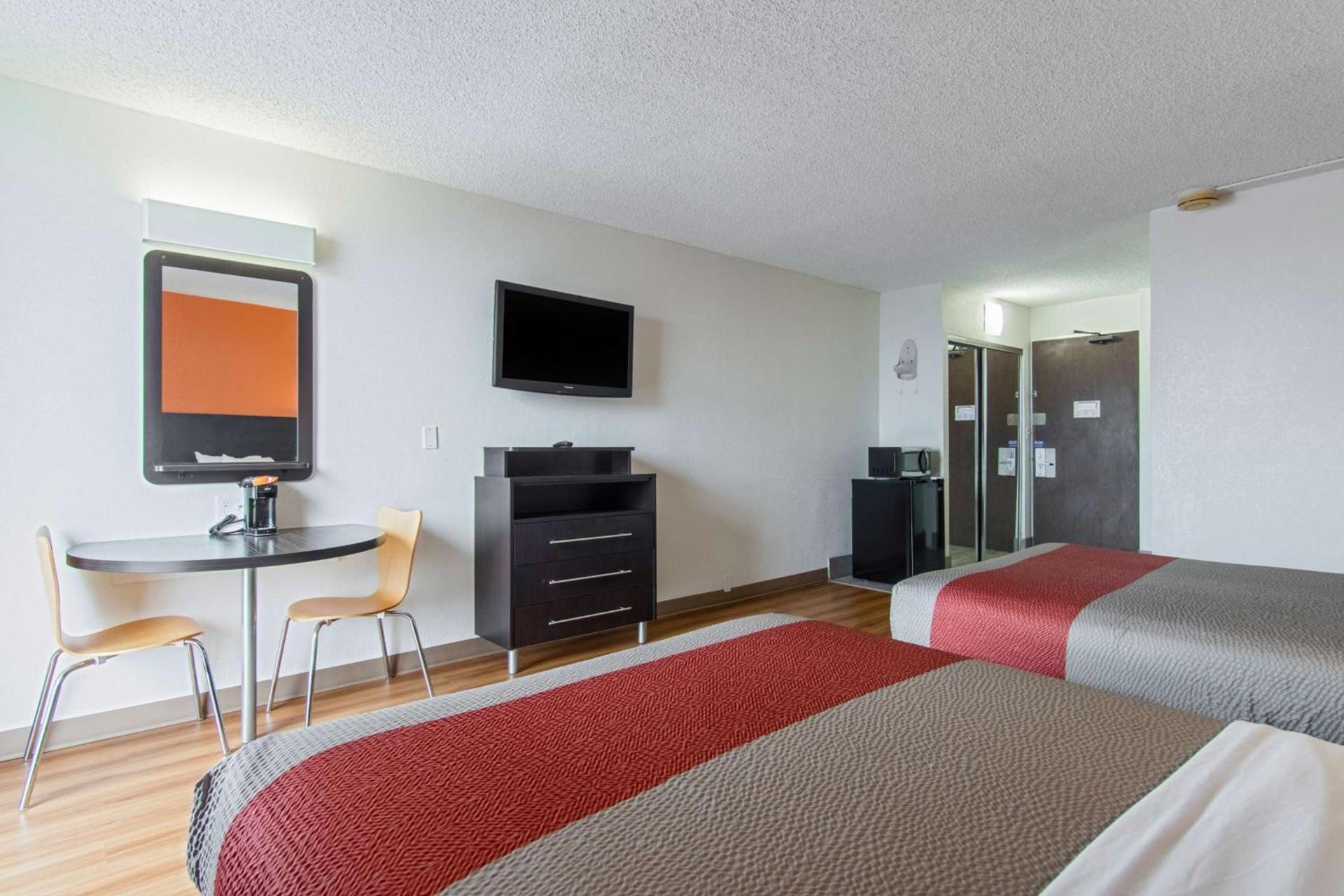 Motel 6 Atlanta GA Atlanta Airport Virginia Ave photo 42