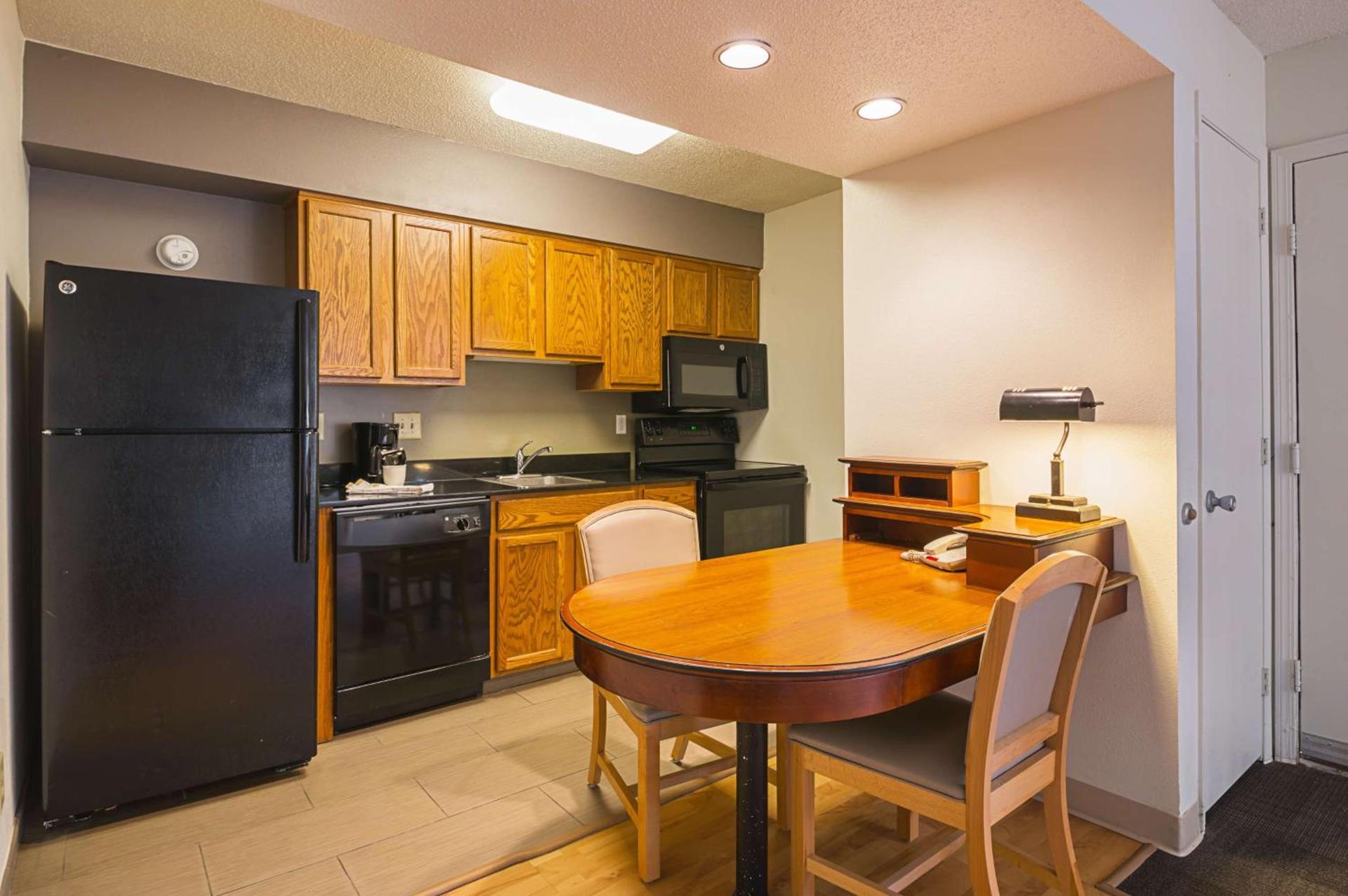 Studio 6 Extended Stay - Greensboro, NC photo 14