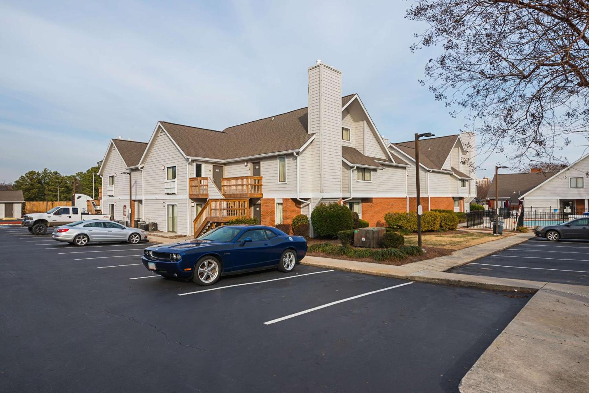 Studio 6 Extended Stay - Greensboro, NC photo 2