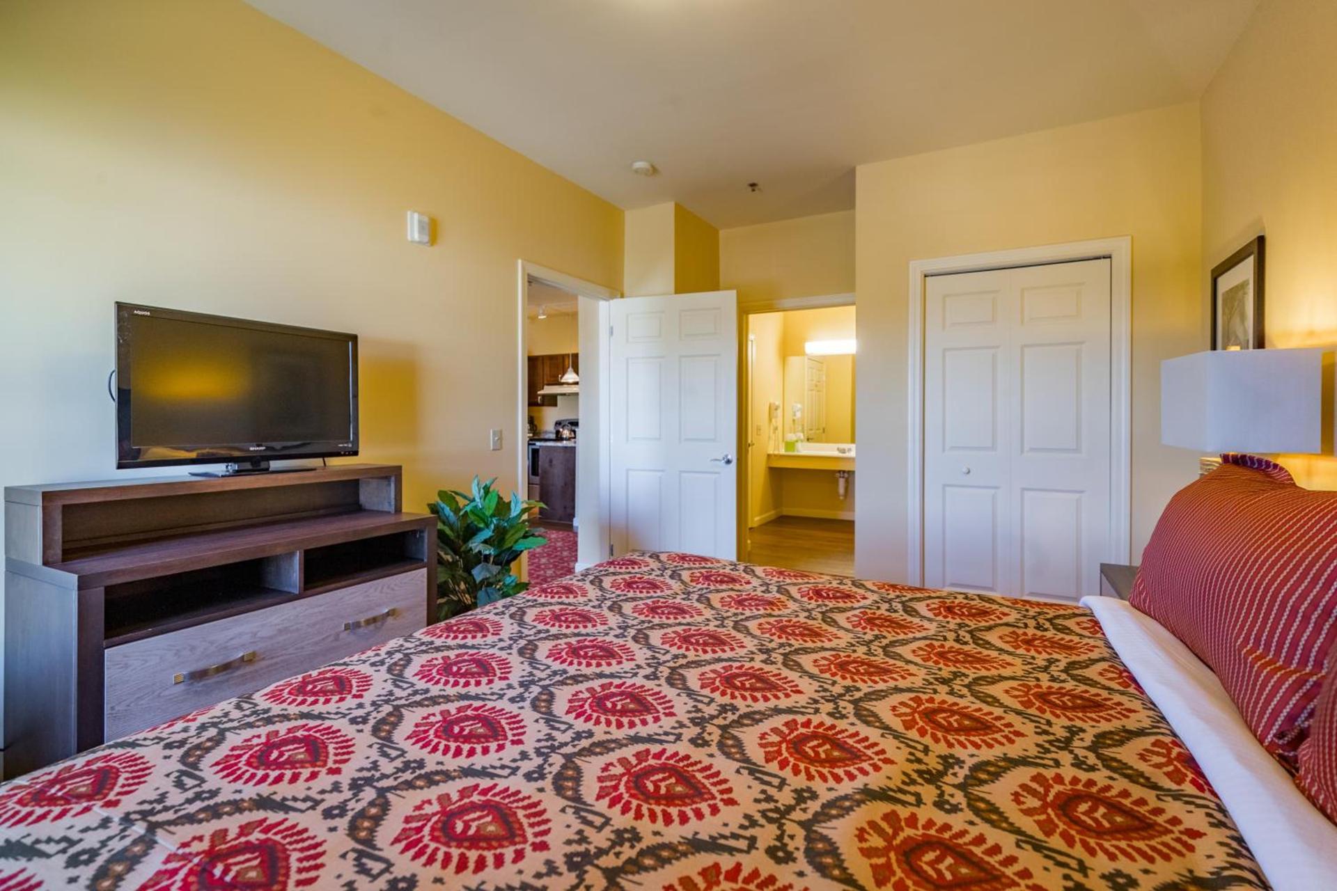Berkshire Mountain Lodge photo 13