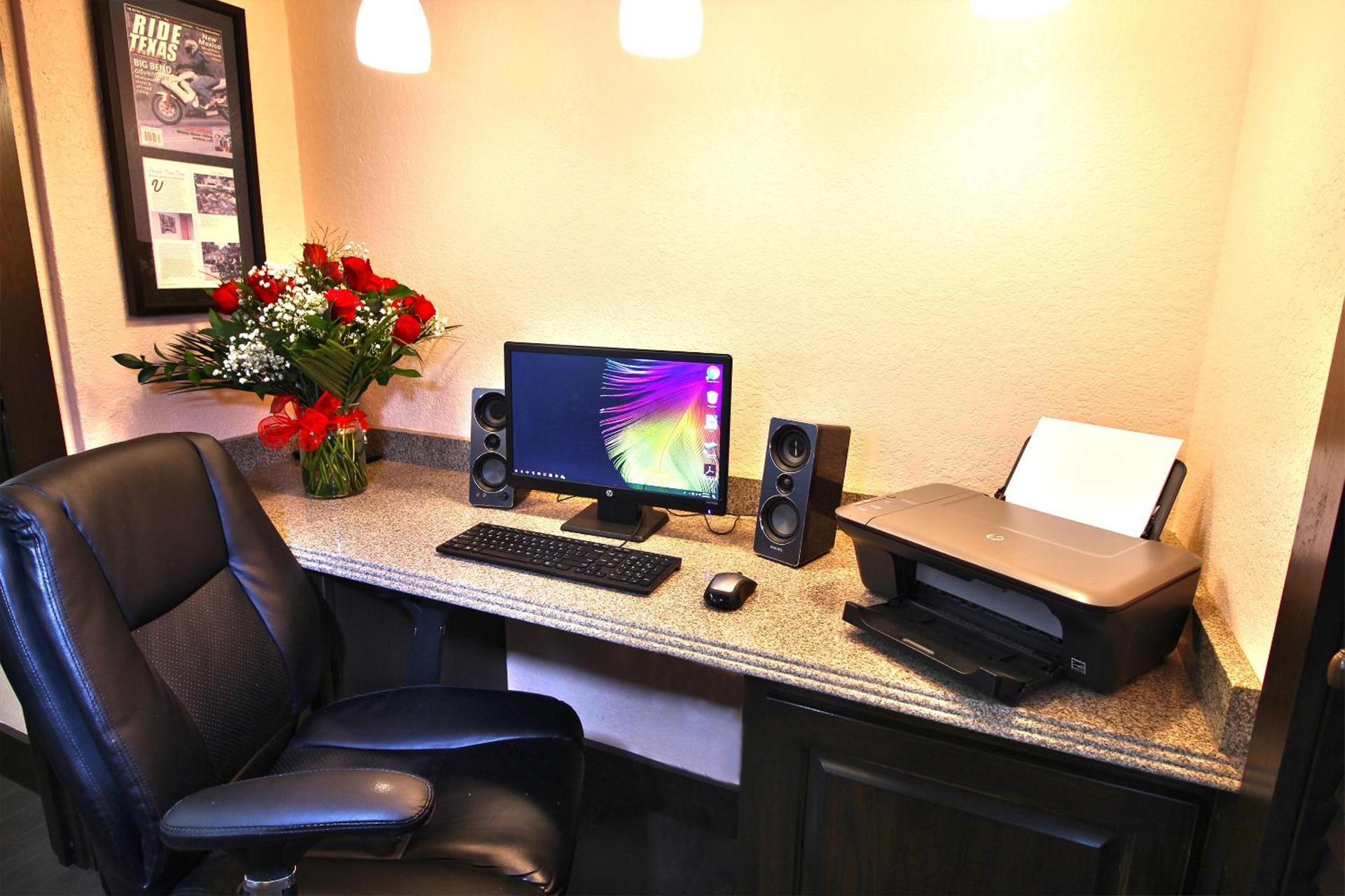 Peach Tree Inn & Suites photo 60