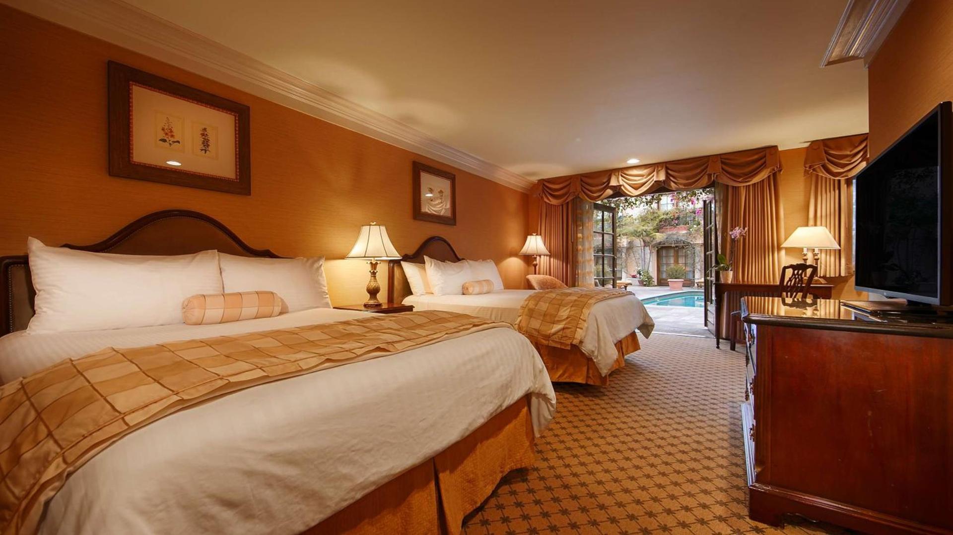 Best Western Plus Sunset Plaza Hotel photo 12
