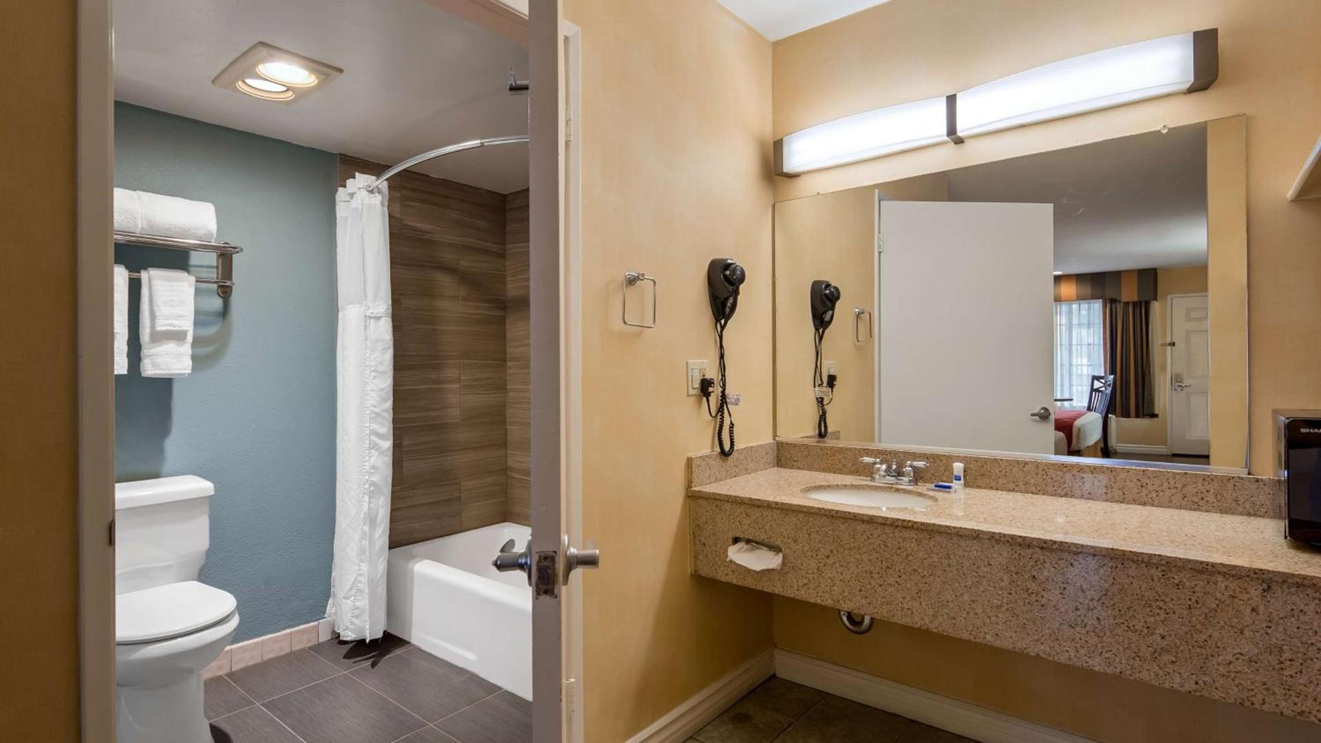 Best Western Palm Garden Inn photo 23