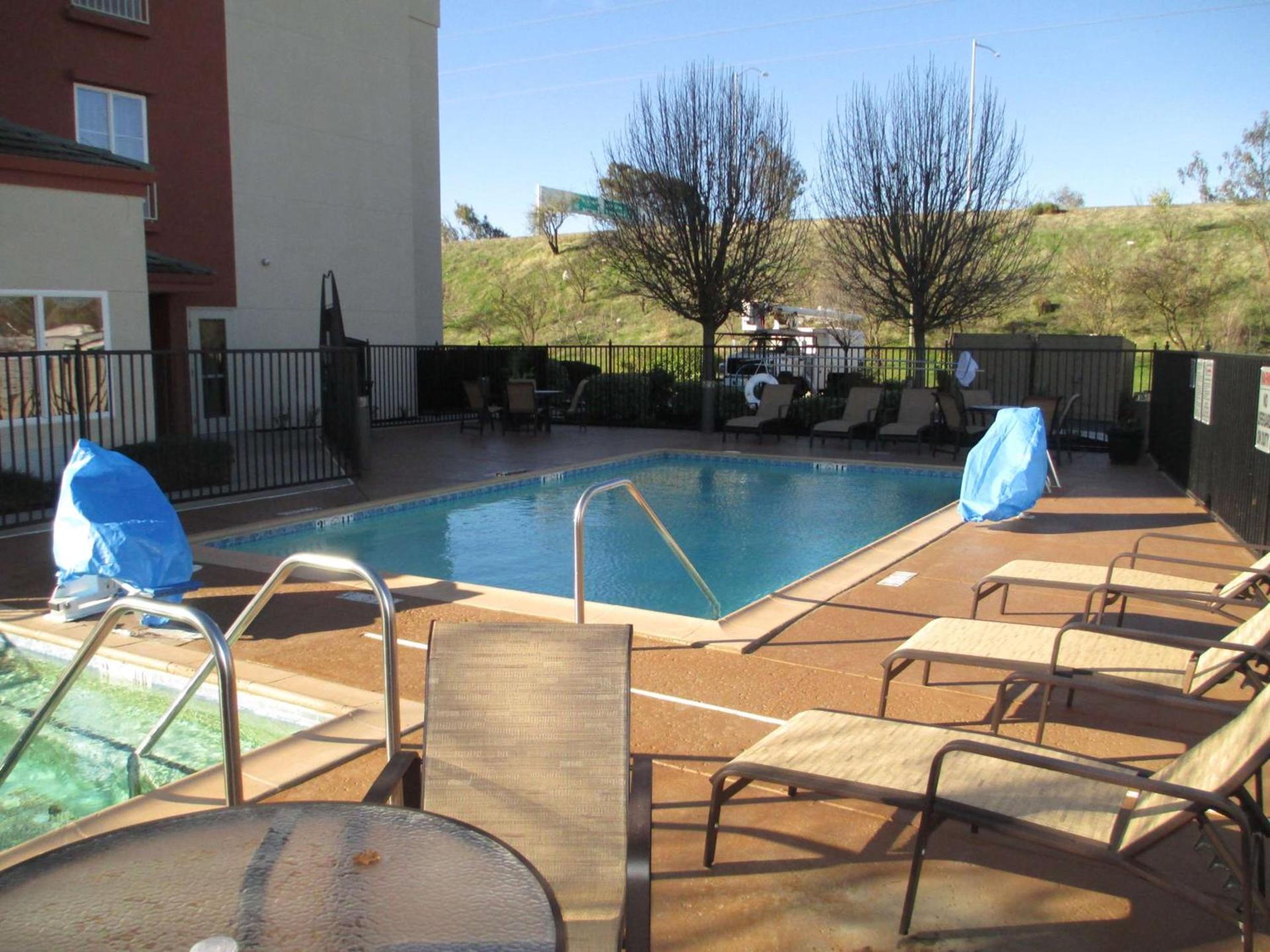 Best Western Plus Delta Inn & Suites photo 11