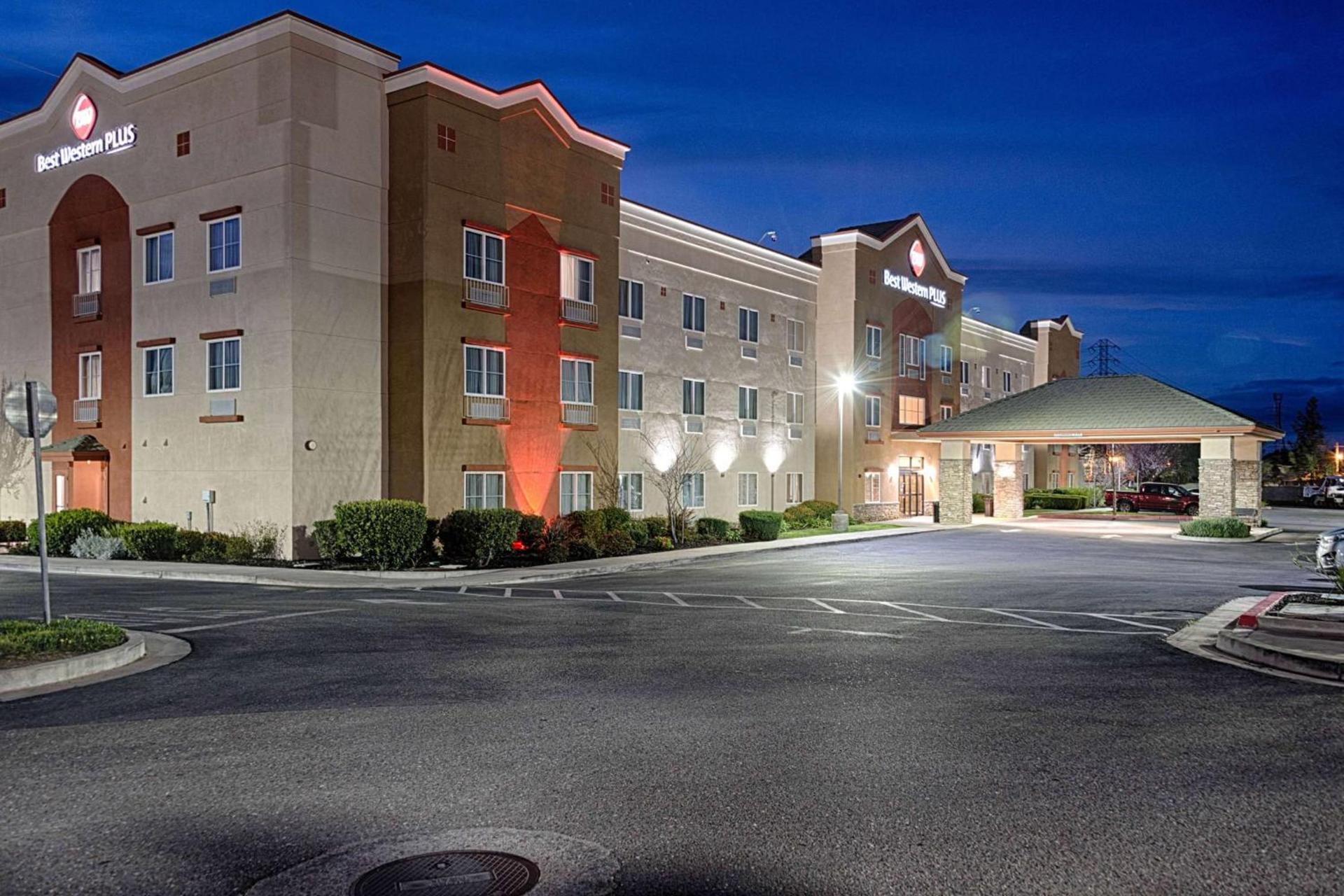 Best Western Plus Delta Inn & Suites photo 1