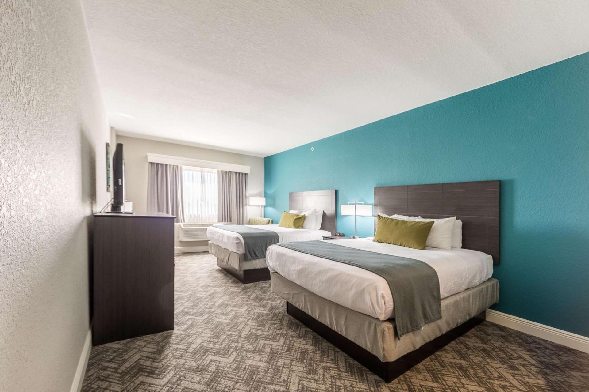 Best Western Plus Sebastian Hotel & Suites photo 47