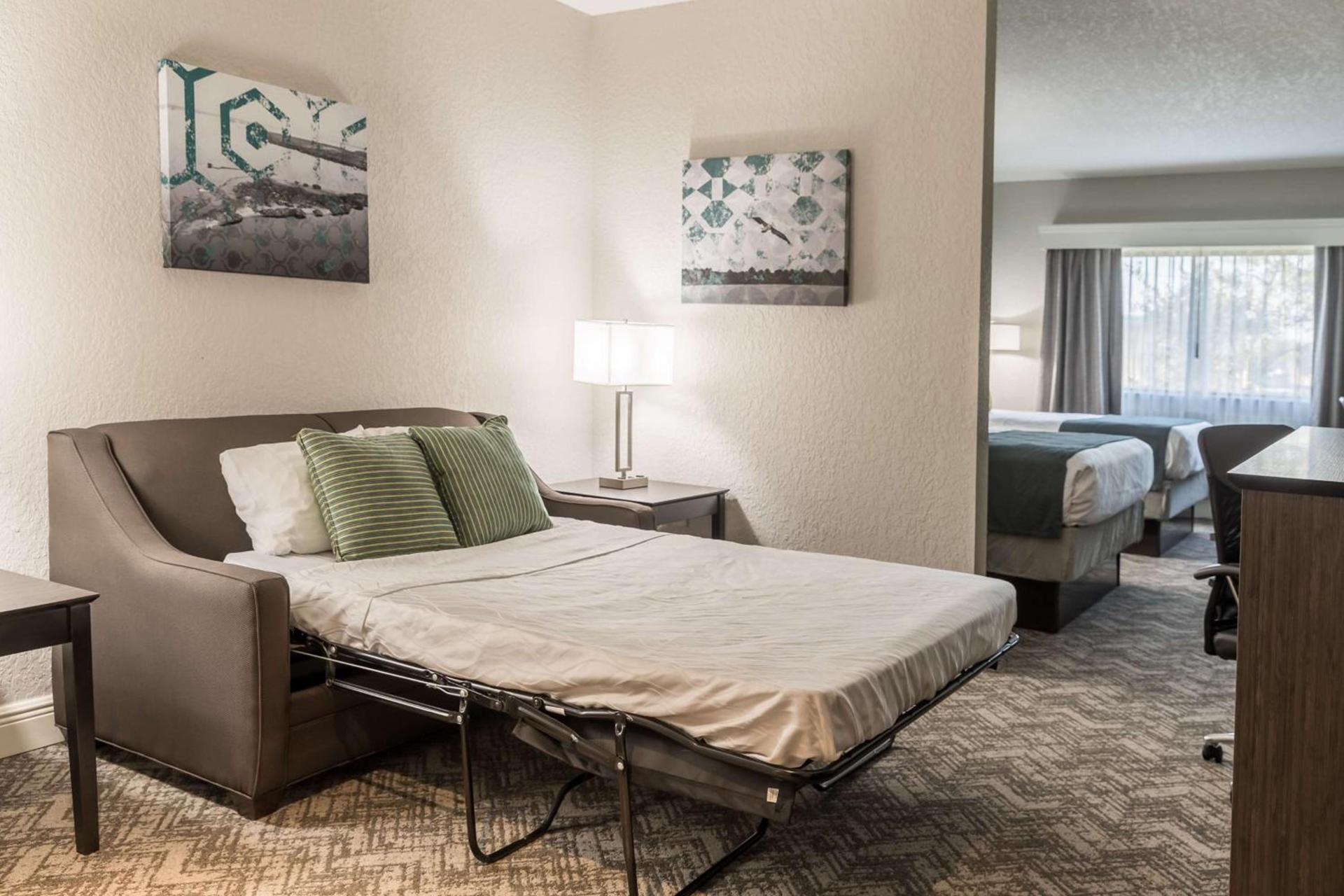 Best Western Plus Sebastian Hotel & Suites photo 53