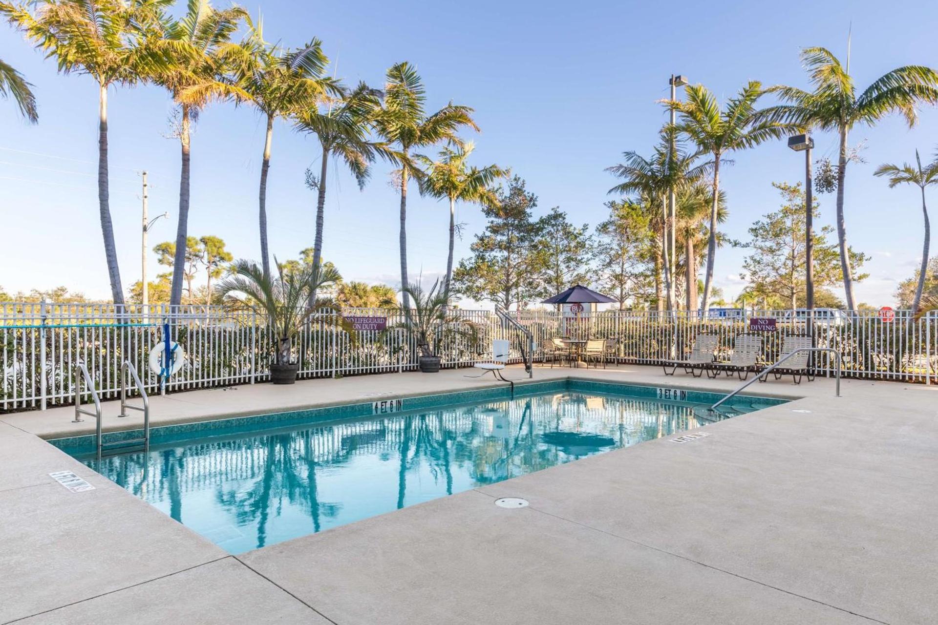 Best Western Plus Sebastian Hotel & Suites photo 30