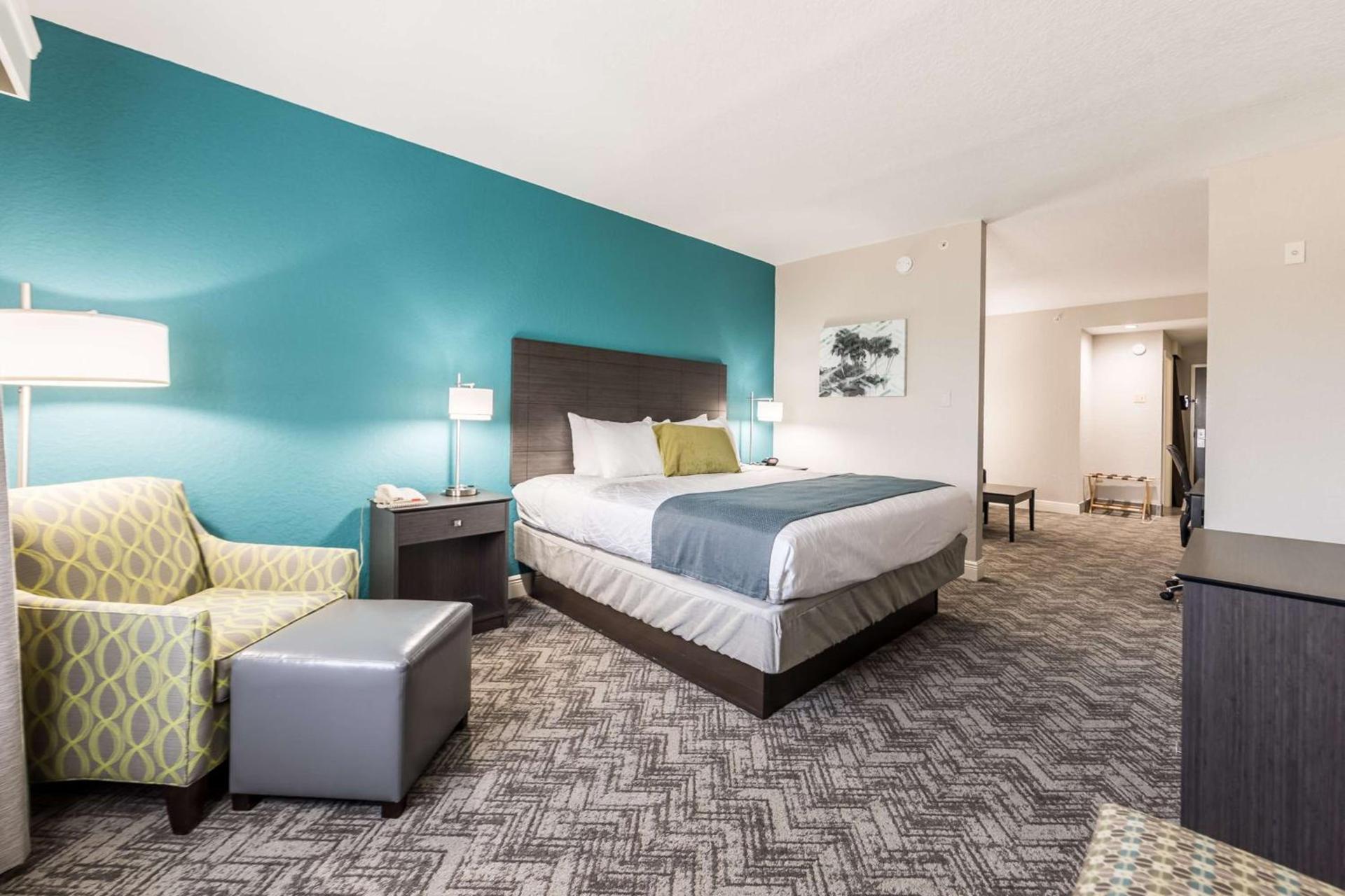 Best Western Plus Sebastian Hotel & Suites photo 55