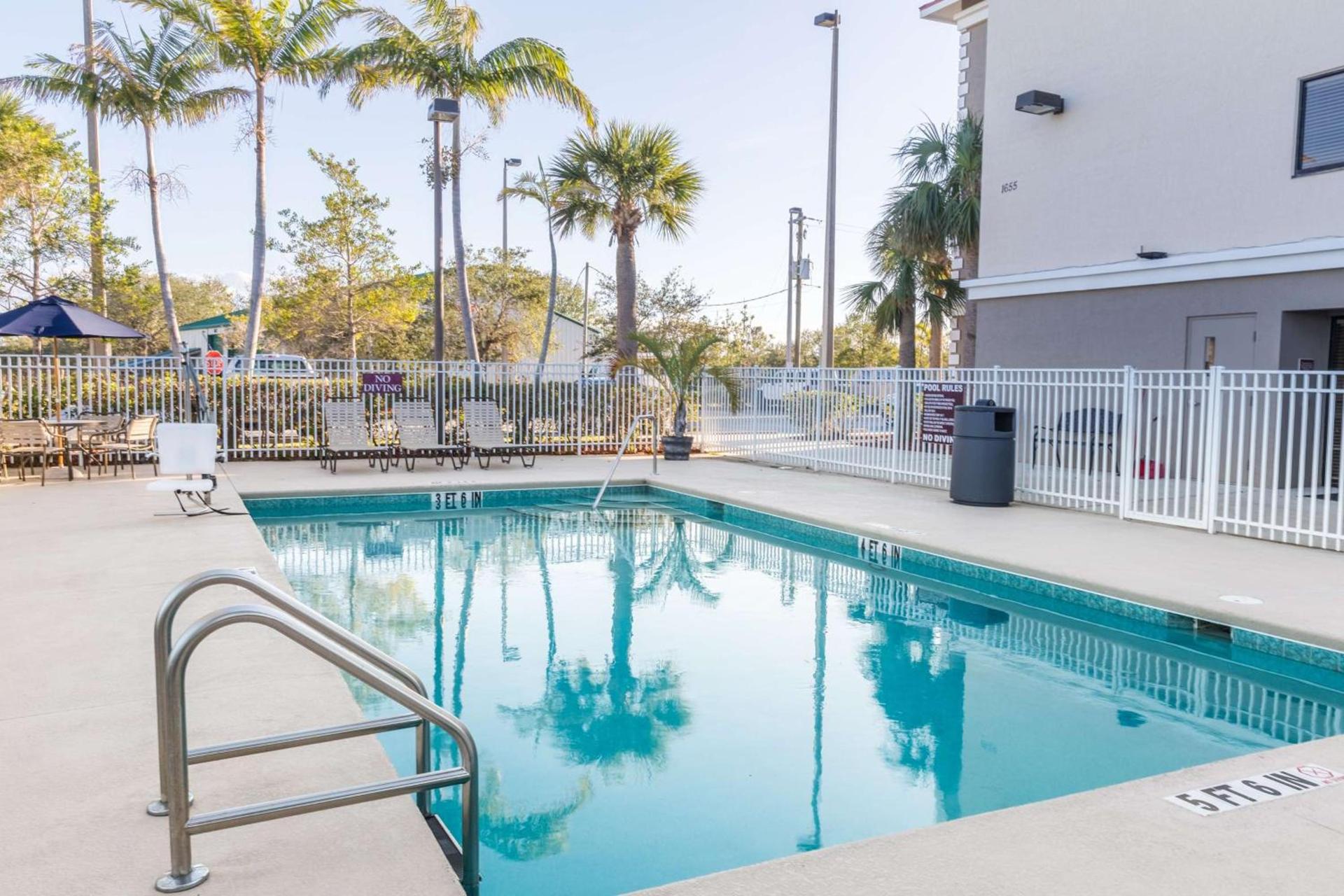 Best Western Plus Sebastian Hotel & Suites photo 29
