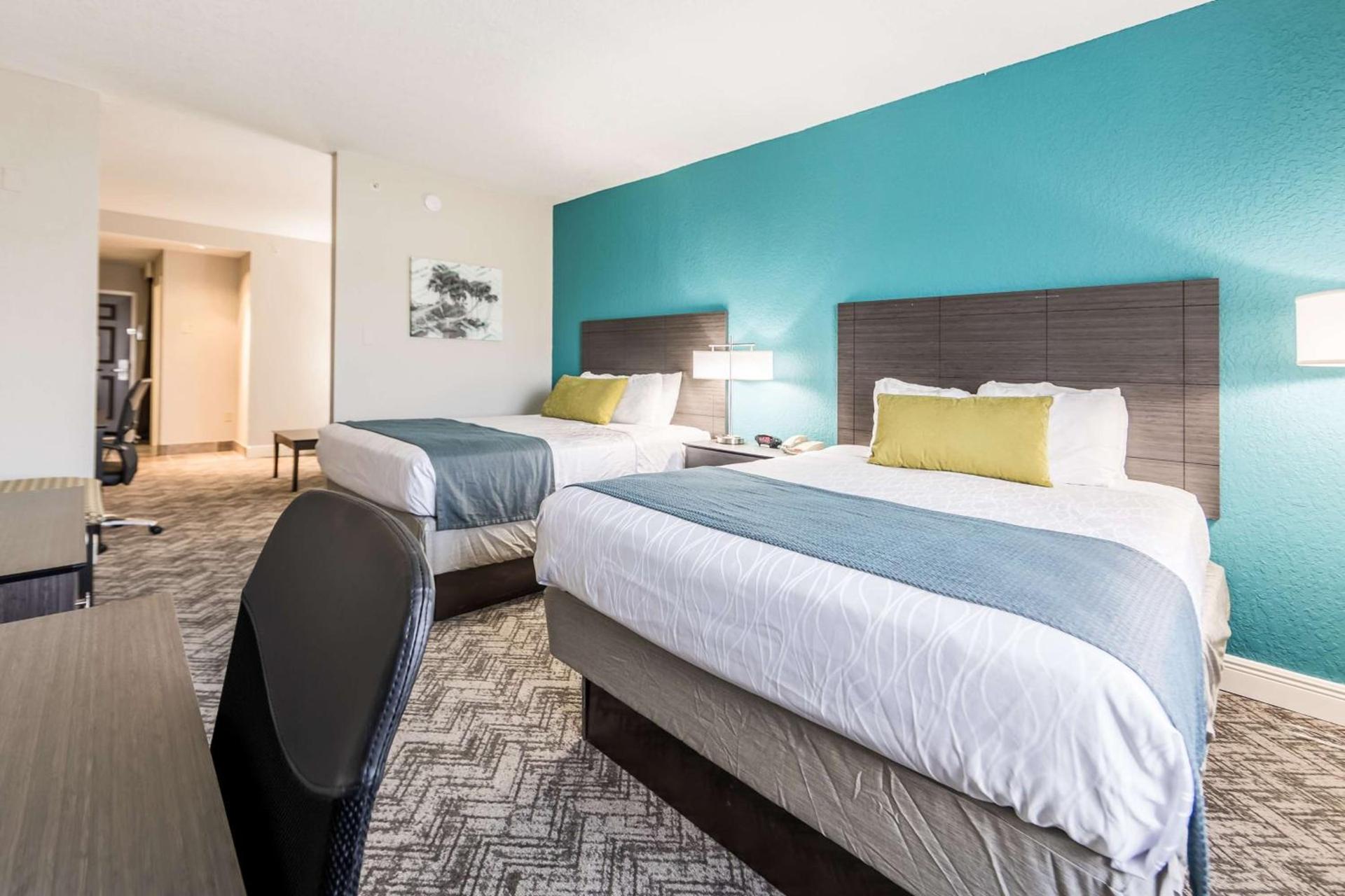 Best Western Plus Sebastian Hotel & Suites photo 54